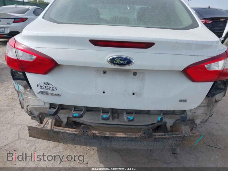 2012 Ford FOCUS (VIN 1FAHP3F26CL361878) — photo 6 of 17