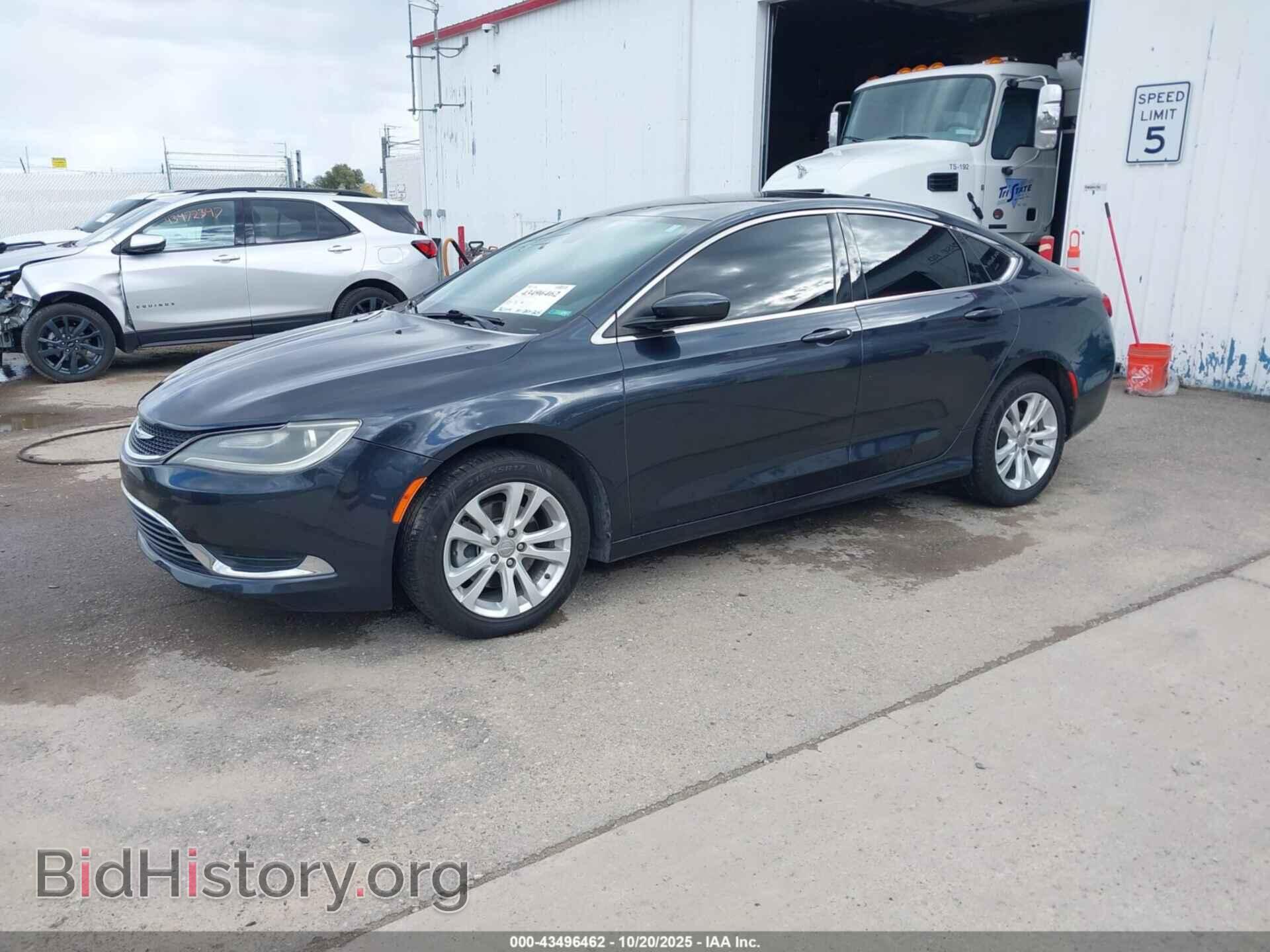 2016 CHRYSLER 200 - VIN: 1C3CCCAB5GN188781 - Фото 2