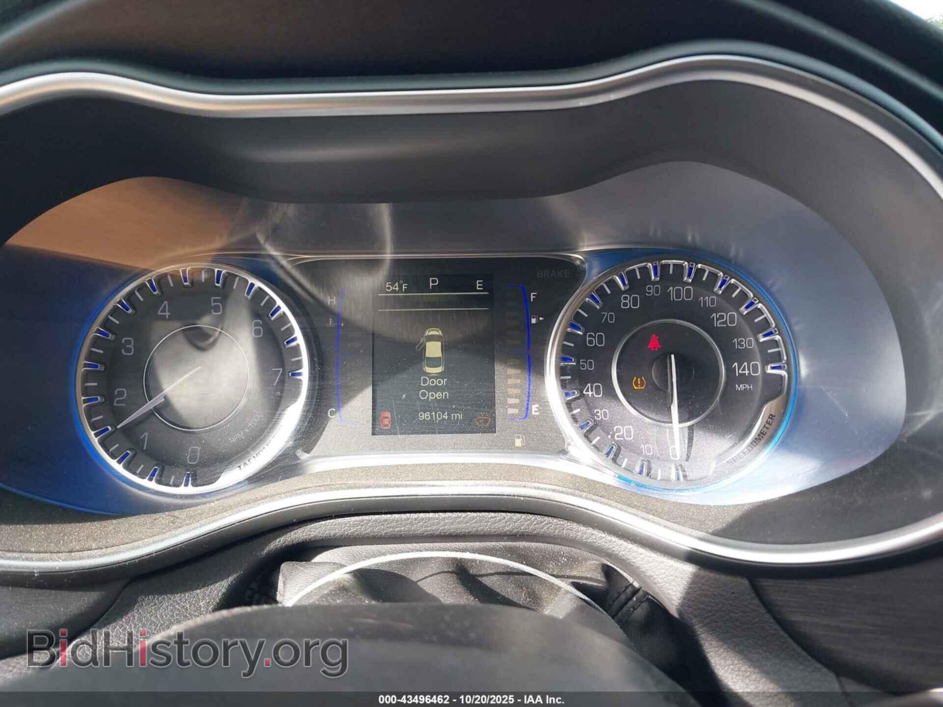 2016 CHRYSLER 200 - VIN: 1C3CCCAB5GN188781 - Фото 7