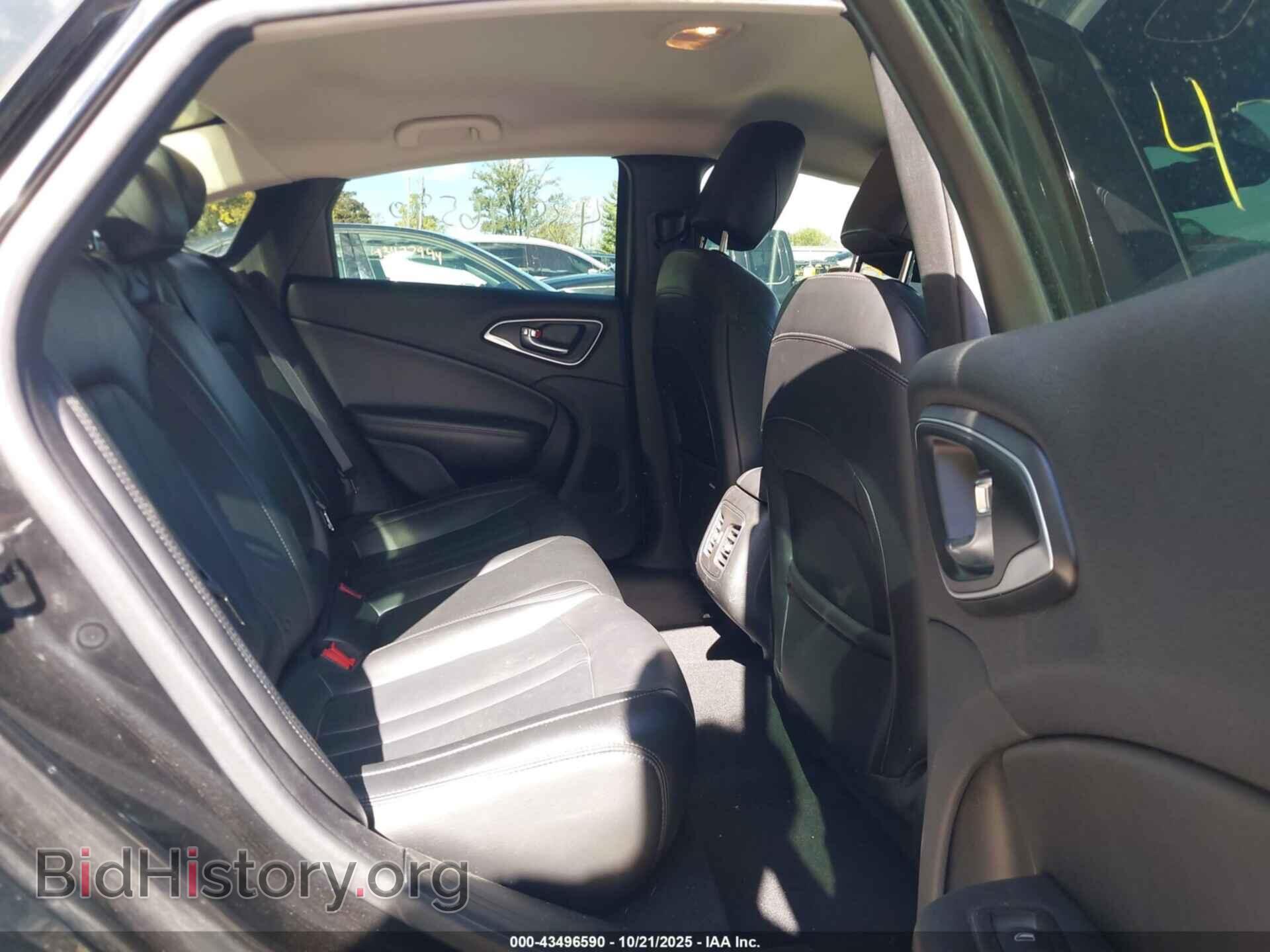 2015 CHRYSLER 200 - VIN: 1C3CCCCG7FN519786 - Фото 8