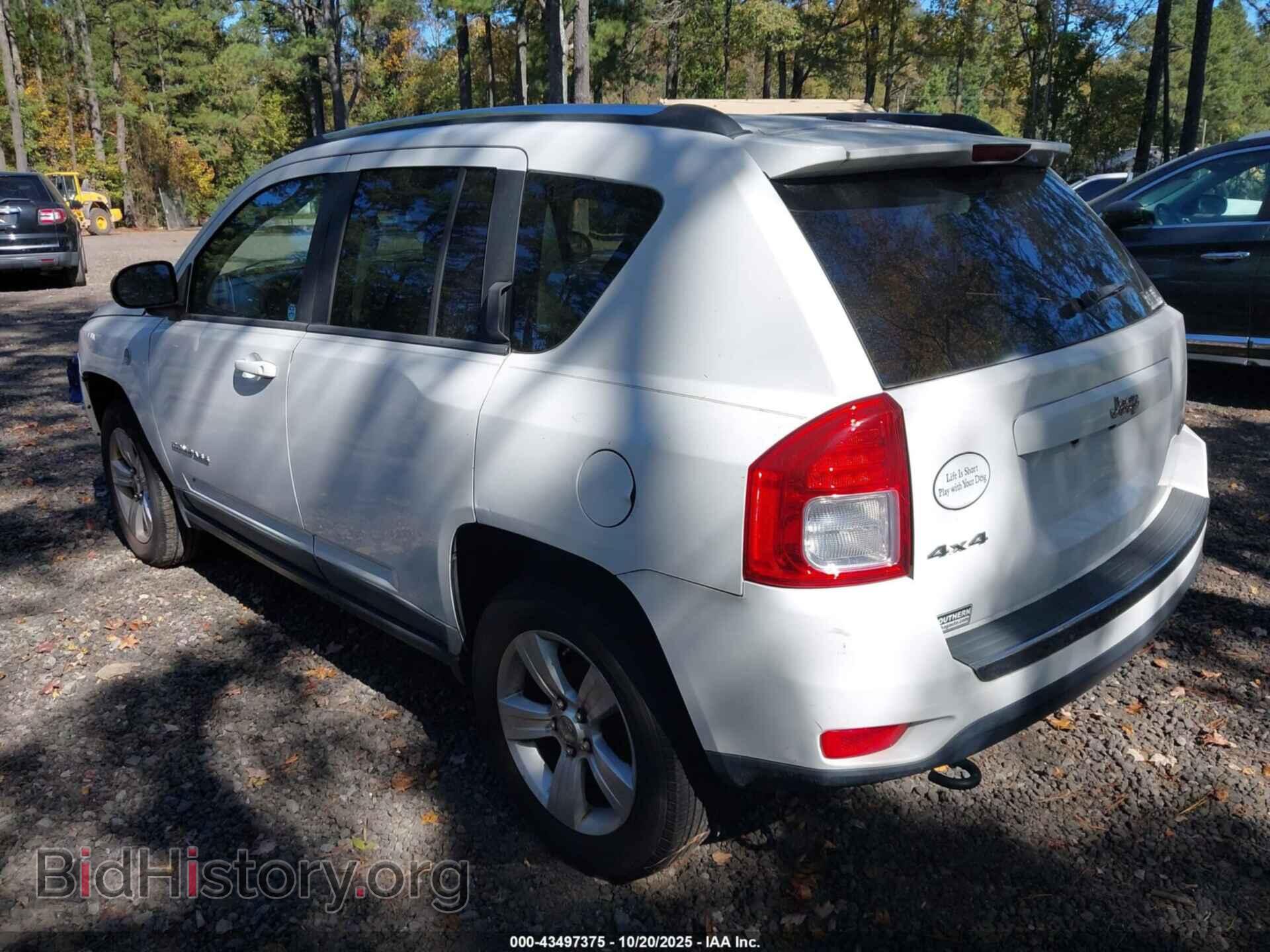 2011 JEEP COMPASS - VIN: 1J4NF5FB3BD158302 - Photo 3