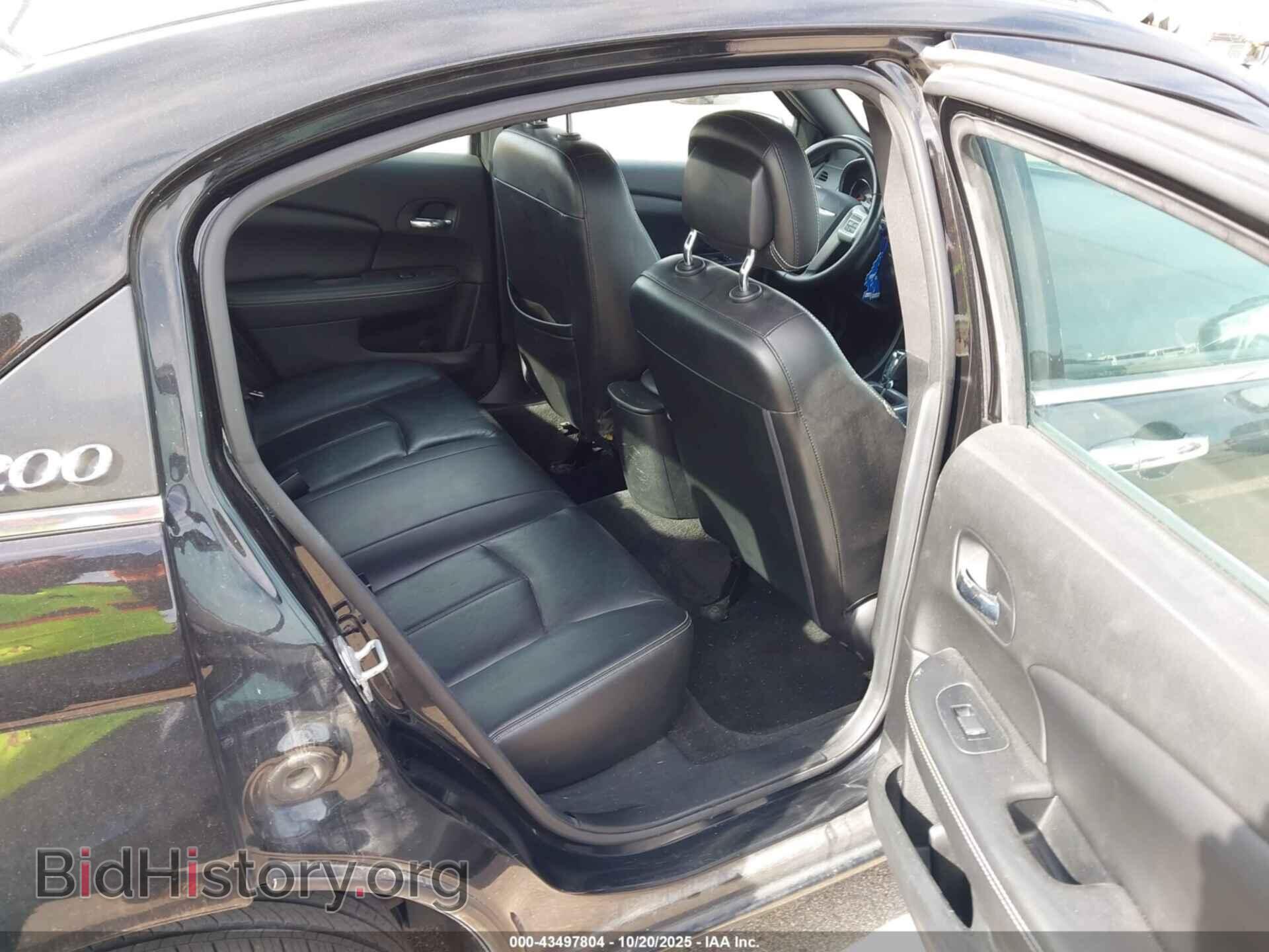2012 CHRYSLER 200 - VIN: 1C3CCBCG1CN298093 - Фото 8