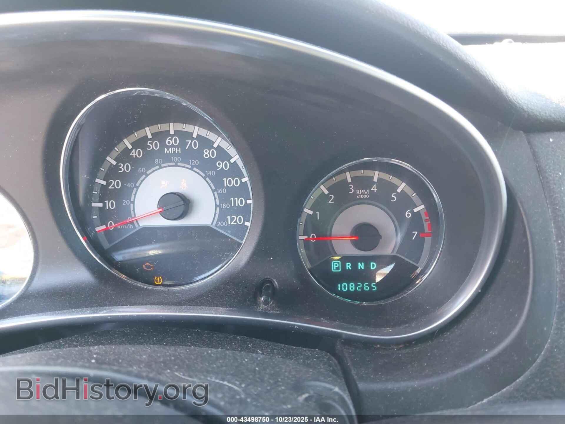 2011 CHRYSLER 200 - VIN: 1C3BC1FB7BN592943 - Фото 7
