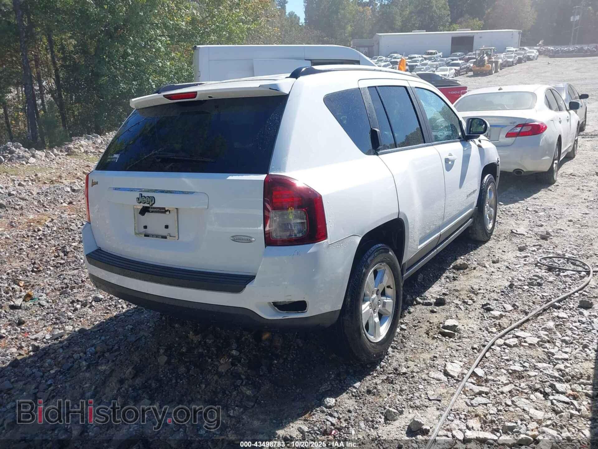 2015 JEEP COMPASS - VIN: 1C4NJCEA7FD437324 - Photo 4