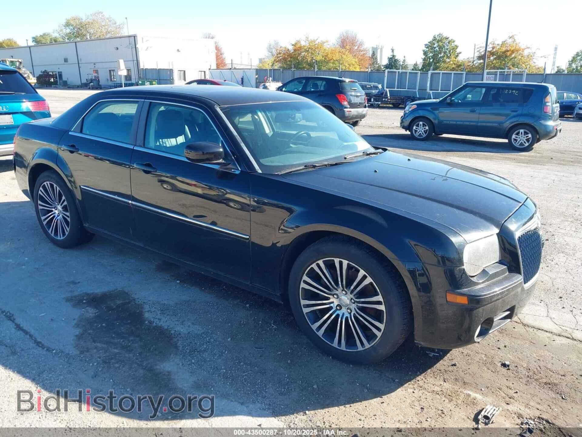 Photo 2C3CA2CV9AH330007 - CHRYSLER 300 2010