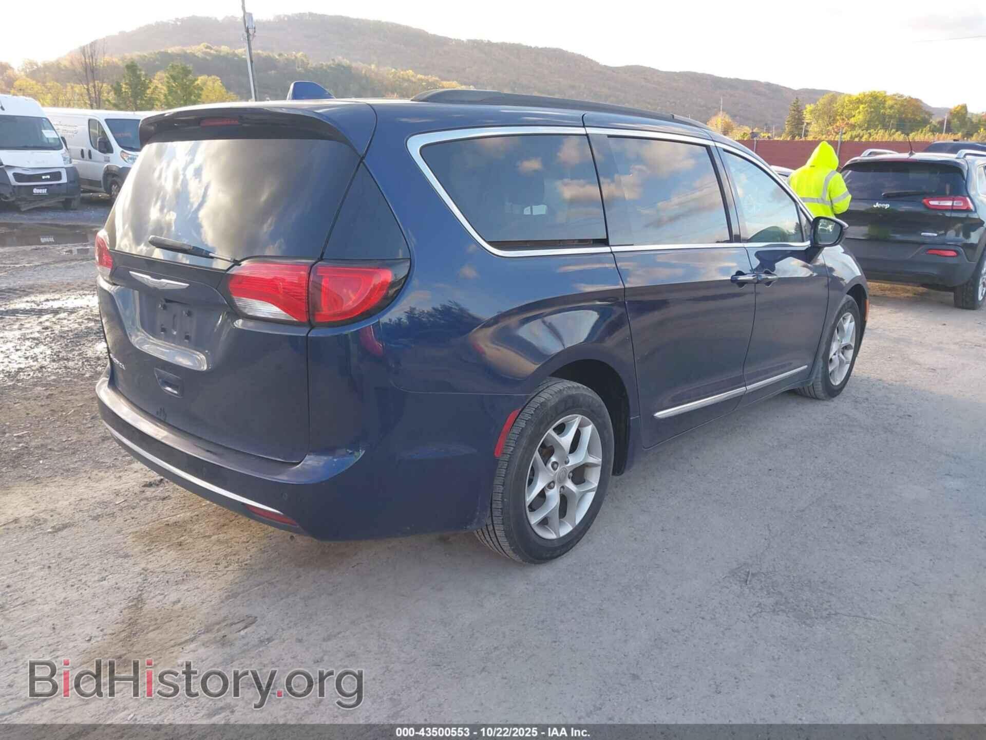 2017 CHRYSLER PACIFICA - VIN: 2C4RC1BG7HR611028 - Фото 4