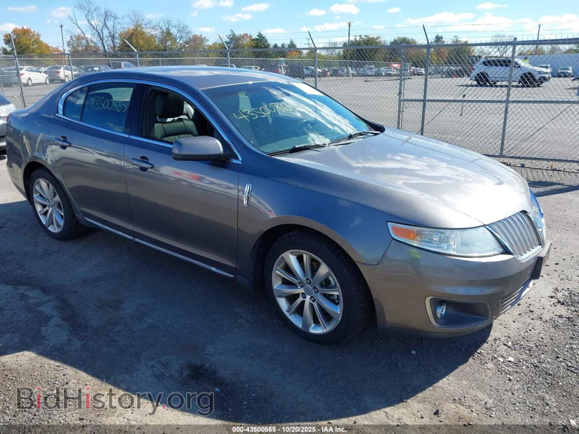 Photo 1LNHL9ER8BG602592 - LINCOLN MKS 2011