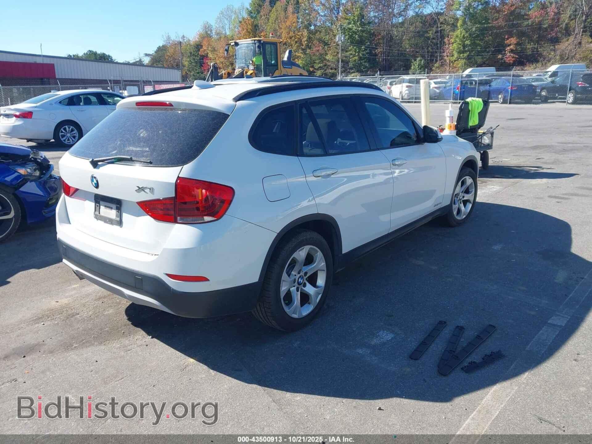 2014 BMW X1 - VIN: WBAVM1C50EVW53555 - Фото 4
