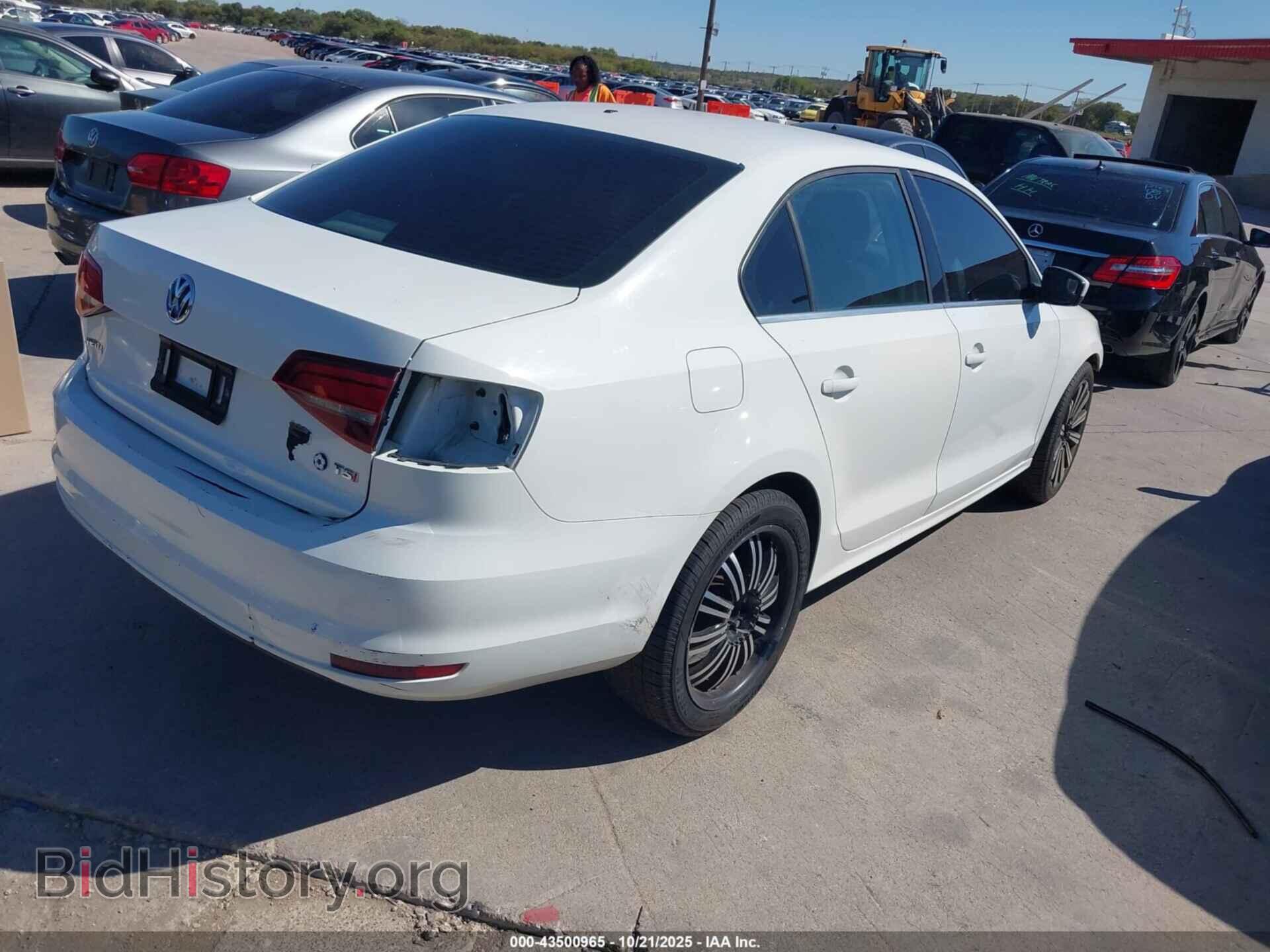 2017 VOLKSWAGEN JETTA - VIN: 3VW2B7AJ3HM395798 - Фото 4
