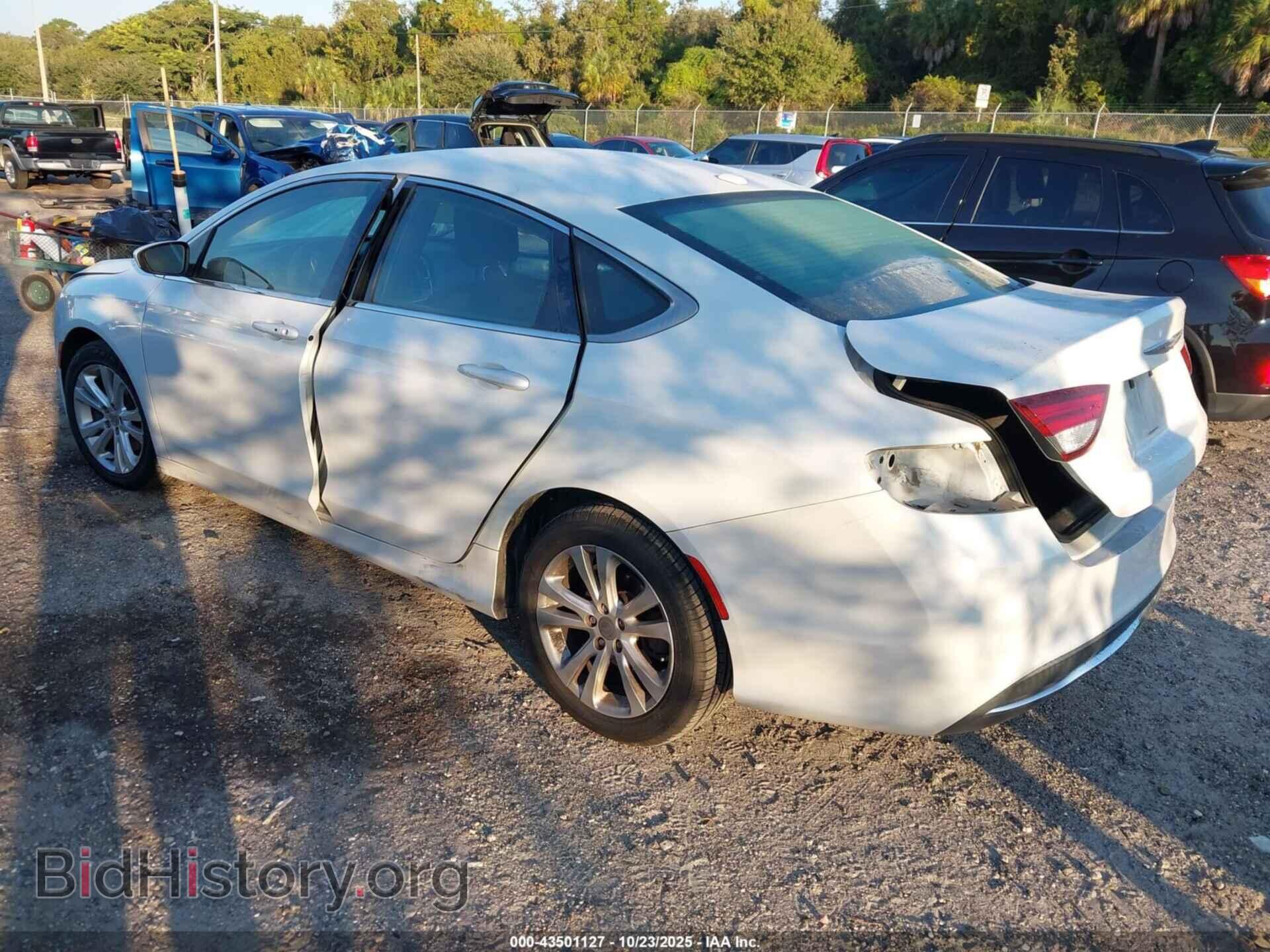 2015 CHRYSLER 200 - VIN: 1C3CCCAB5FN641165 - Фото 3
