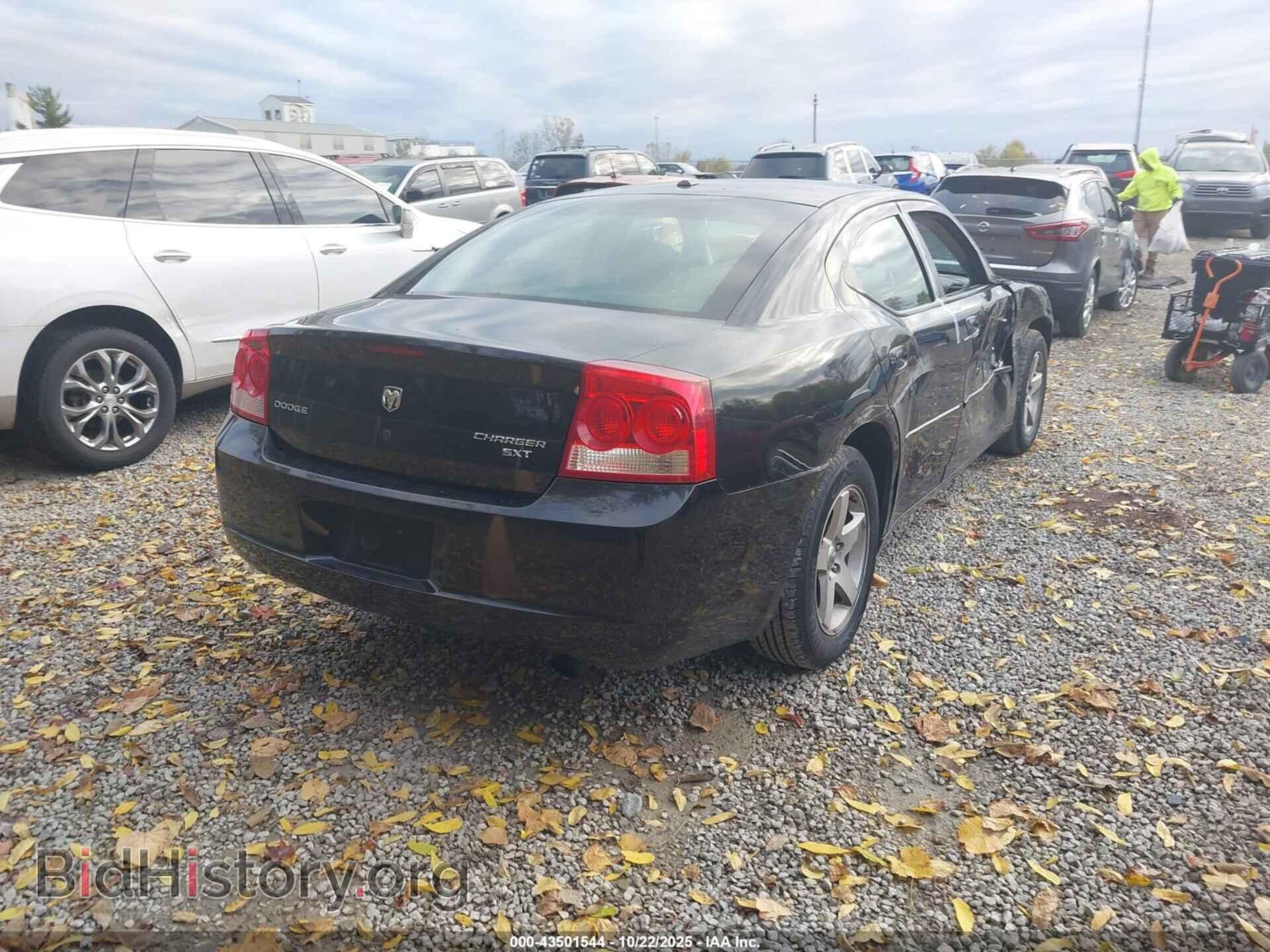 2010 DODGE CHARGER - VIN: 2B3CA3CV2AH287083 - Фото 4