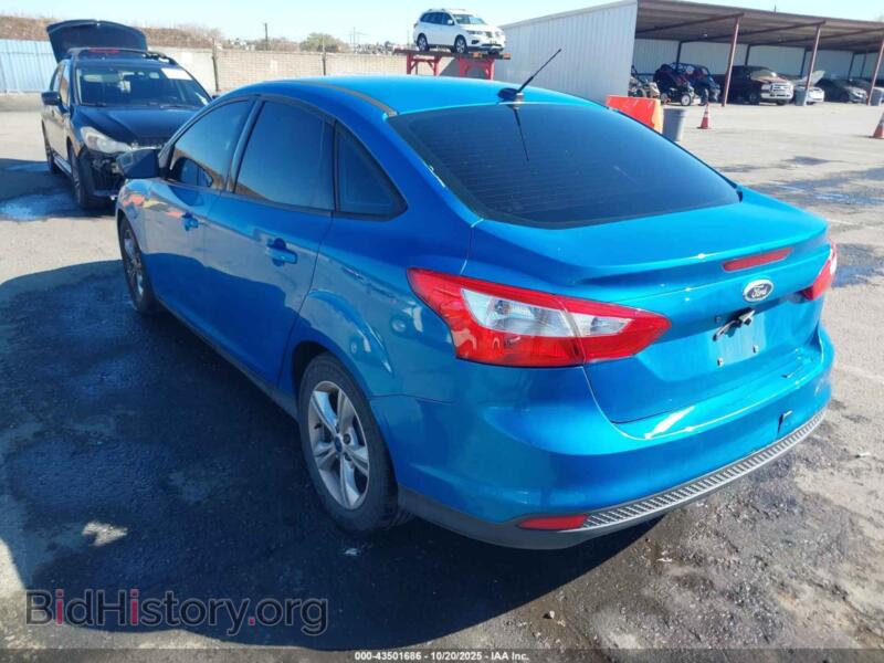 2014 Ford FOCUS (VIN 1FADP3F22EL111913) — photo 3 of 11