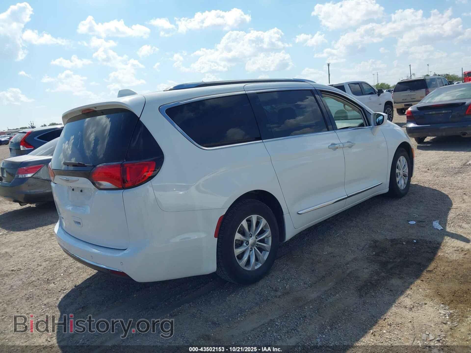 2019 CHRYSLER PACIFICA - VIN: 2C4RC1BG3KR626584 - Фото 4