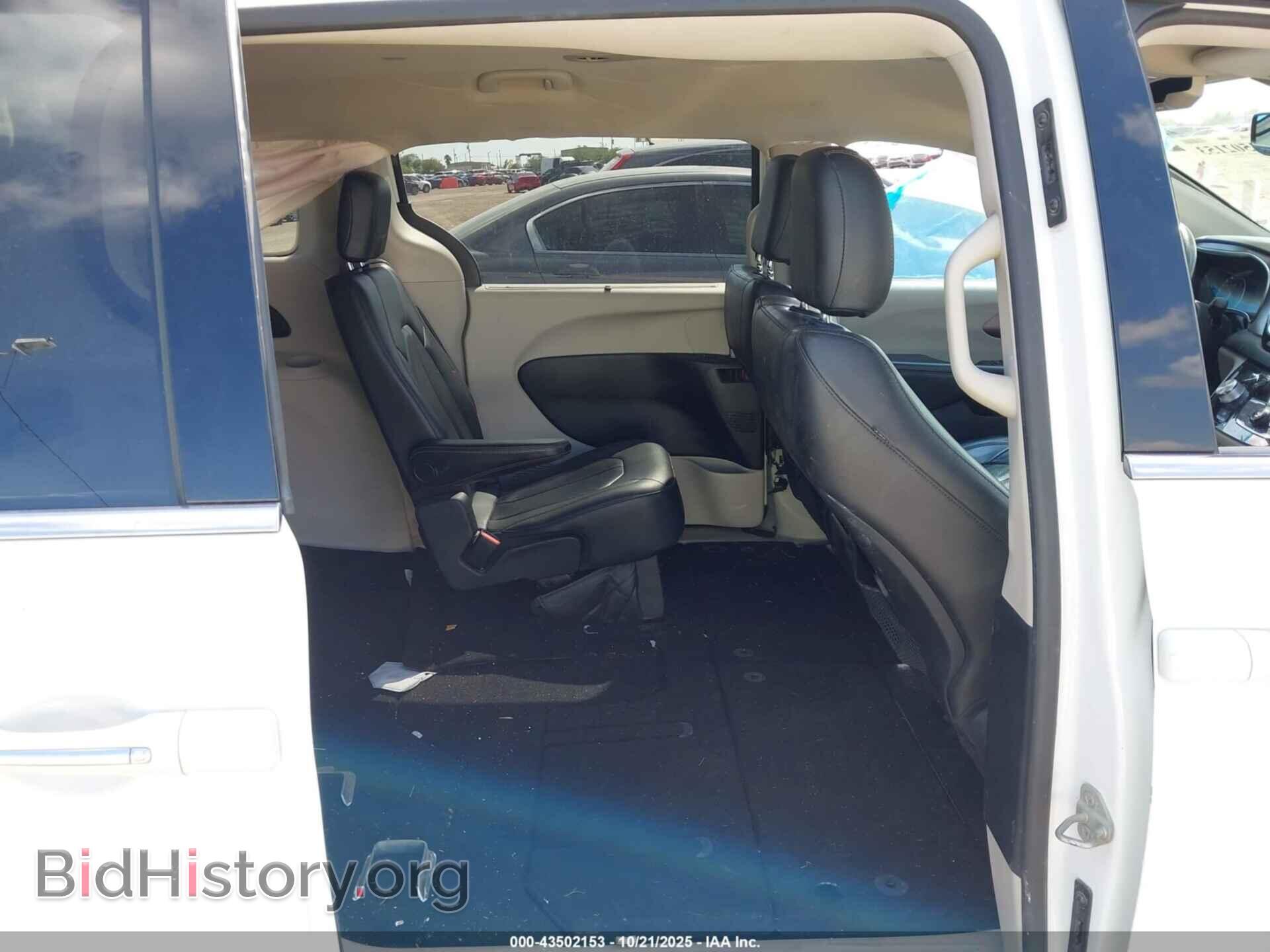 2019 CHRYSLER PACIFICA - VIN: 2C4RC1BG3KR626584 - Фото 8
