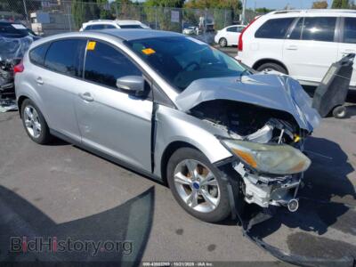 2014 Ford FOCUS SE, серебристый — VIN 1FADP3K26EL176155, IAAI
