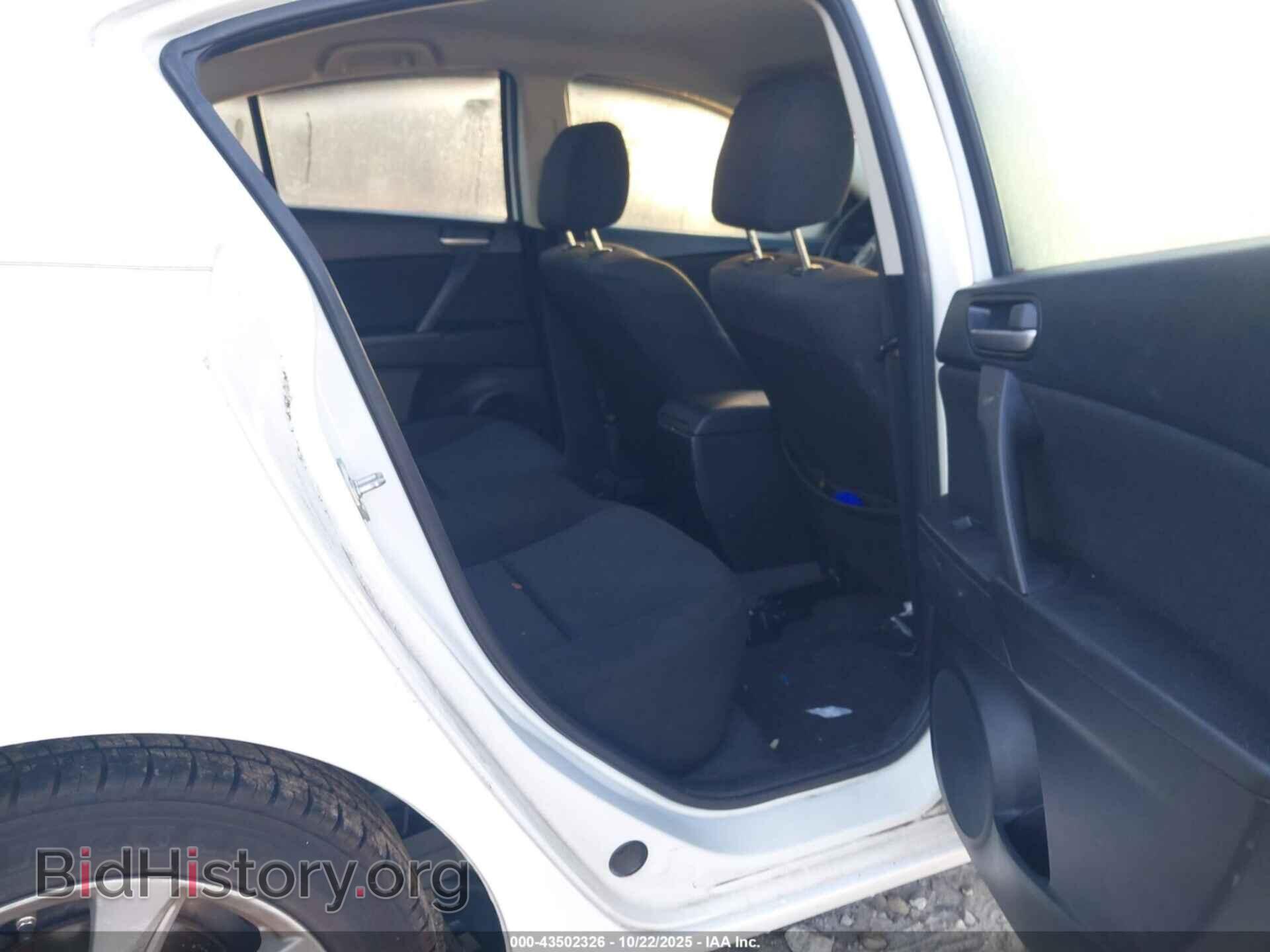 2011 MAZDA MAZDA3 - VIN: JM1BL1VF4B1498803 - Фото 8