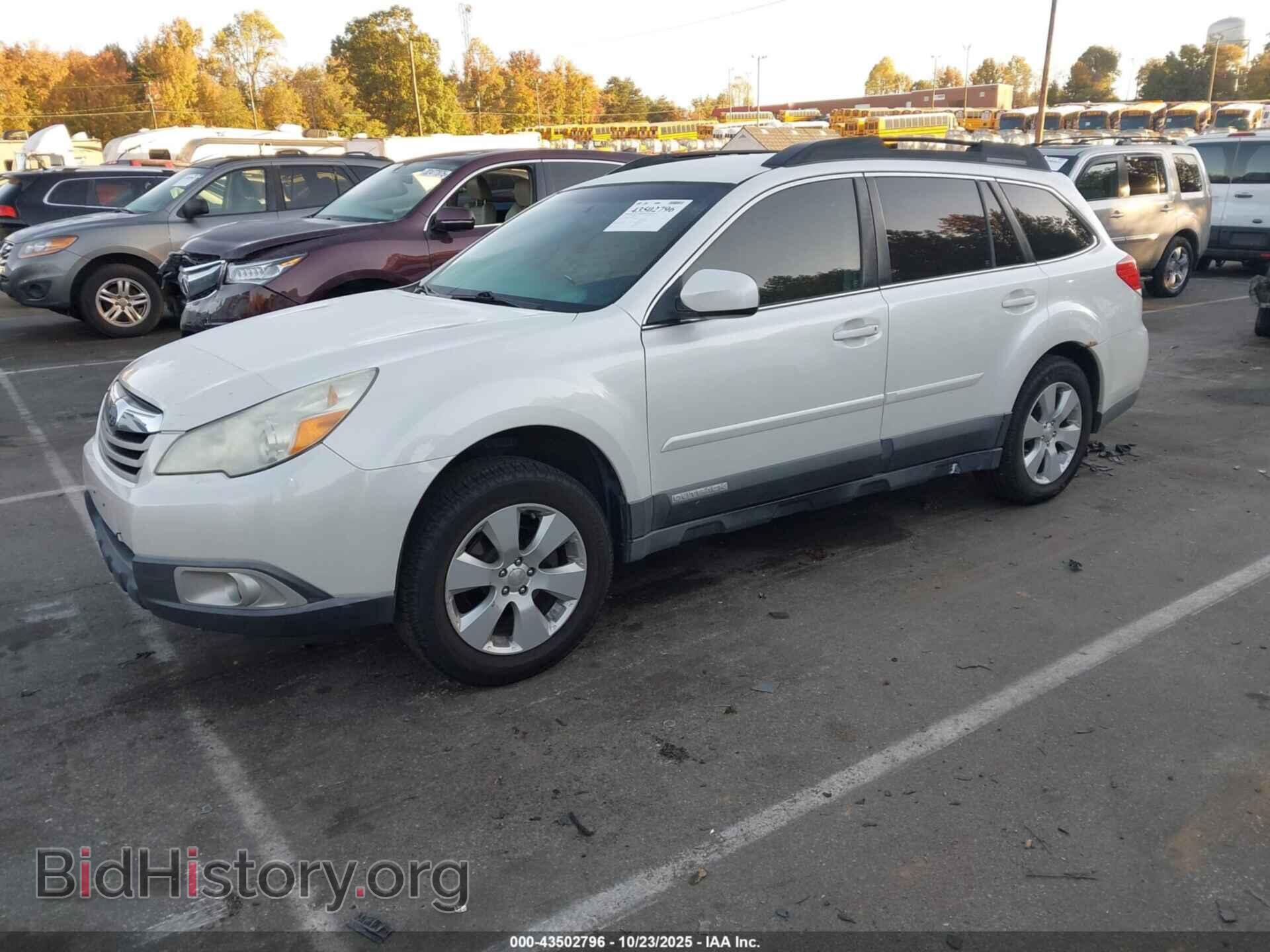 2011 SUBARU OUTBACK - VIN: 4S4BRCCC7B3410474 - Фото 2