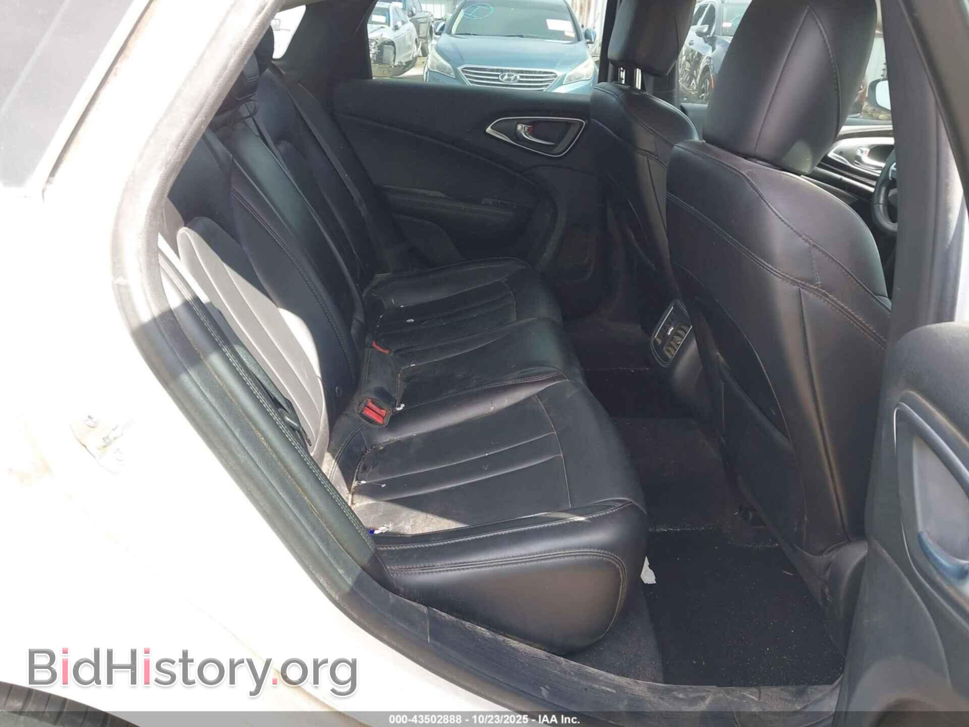 2015 CHRYSLER 200 - VIN: 1C3CCCCB2FN544888 - Photo 8