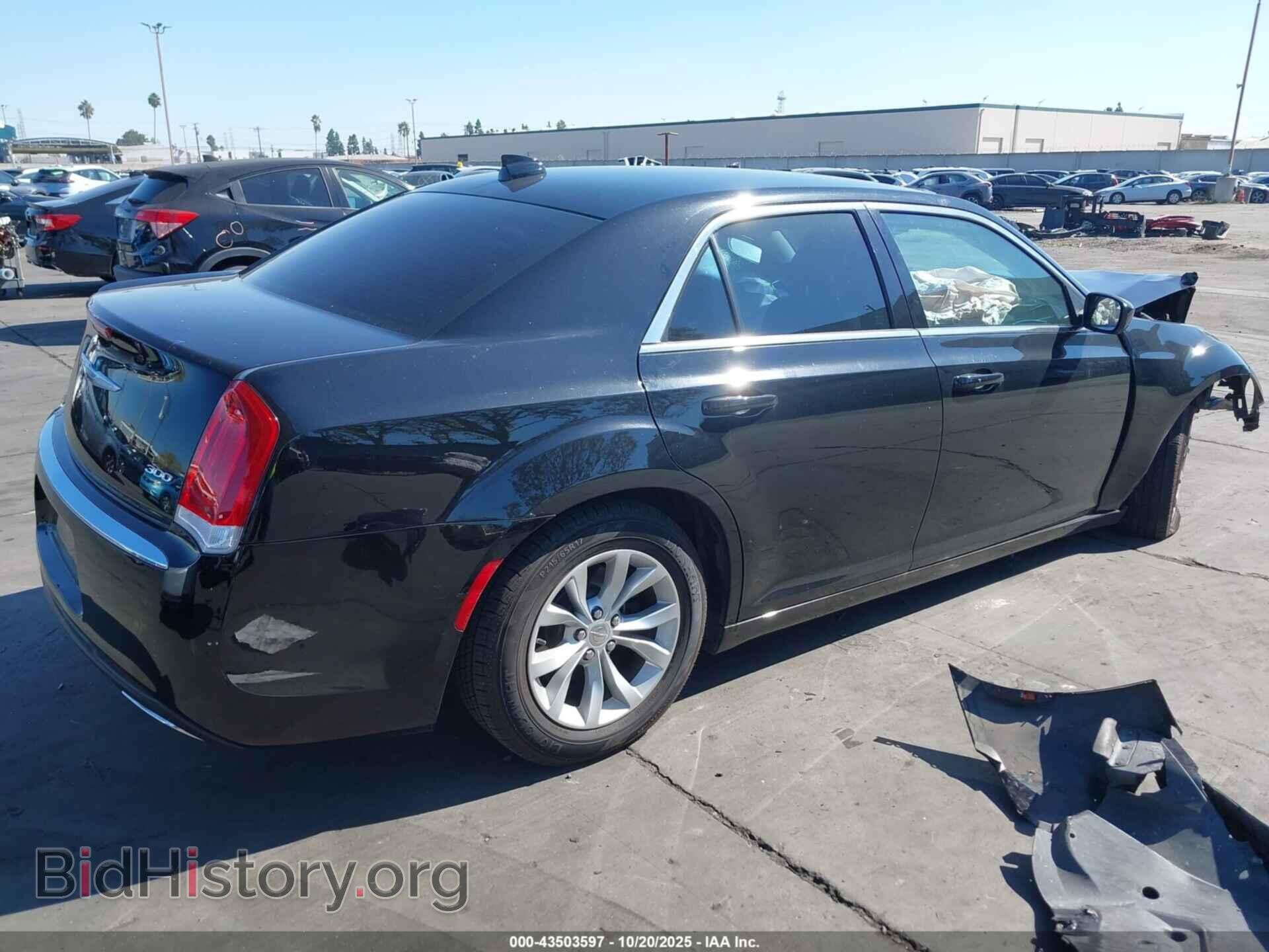 2020 CHRYSLER 300 - VIN: 2C3CCAAG4LH250030 - Фото 4