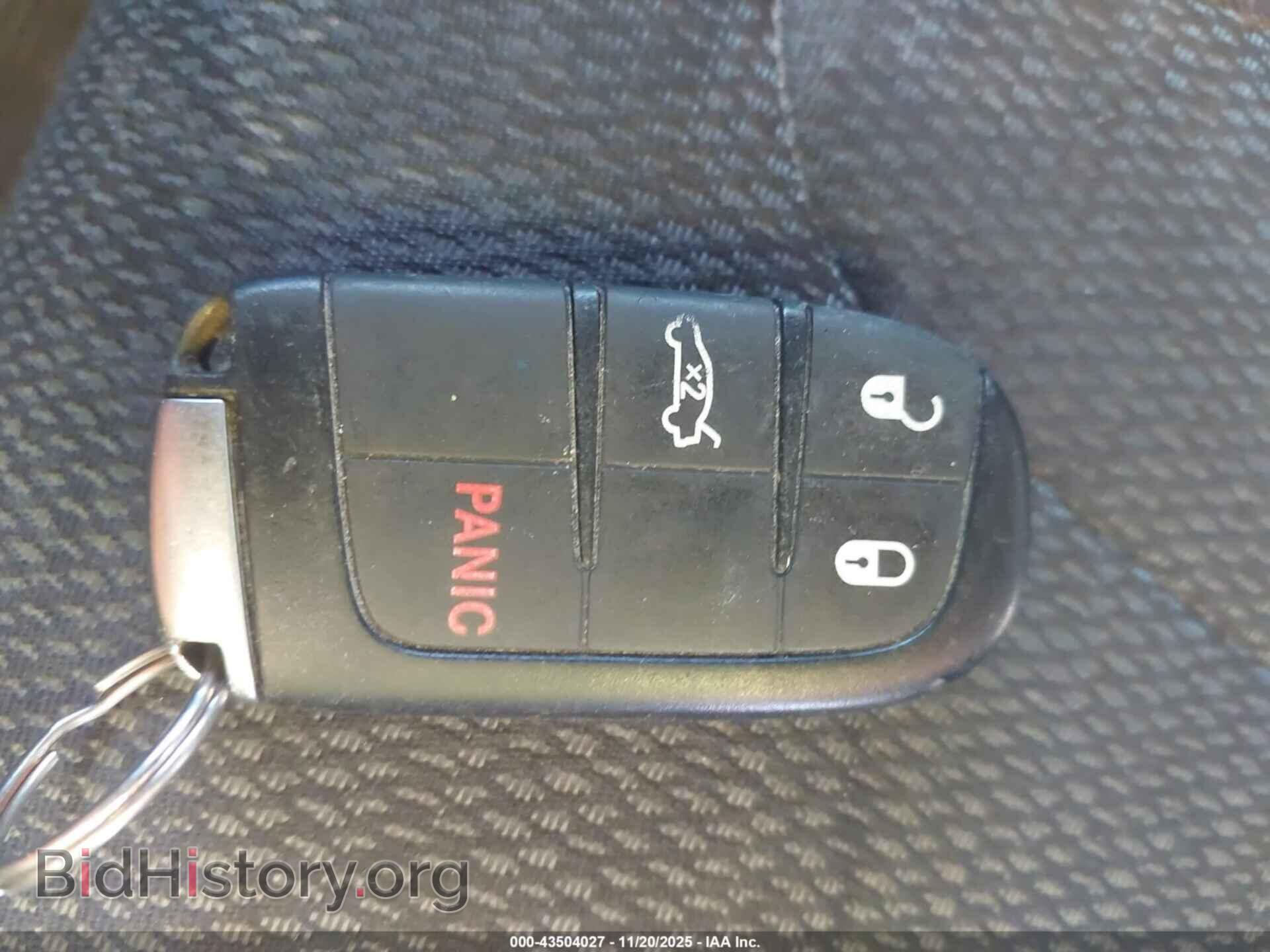 2015 CHRYSLER 200 - VIN: 1C3CCCBB7FN689183 - Фото 11