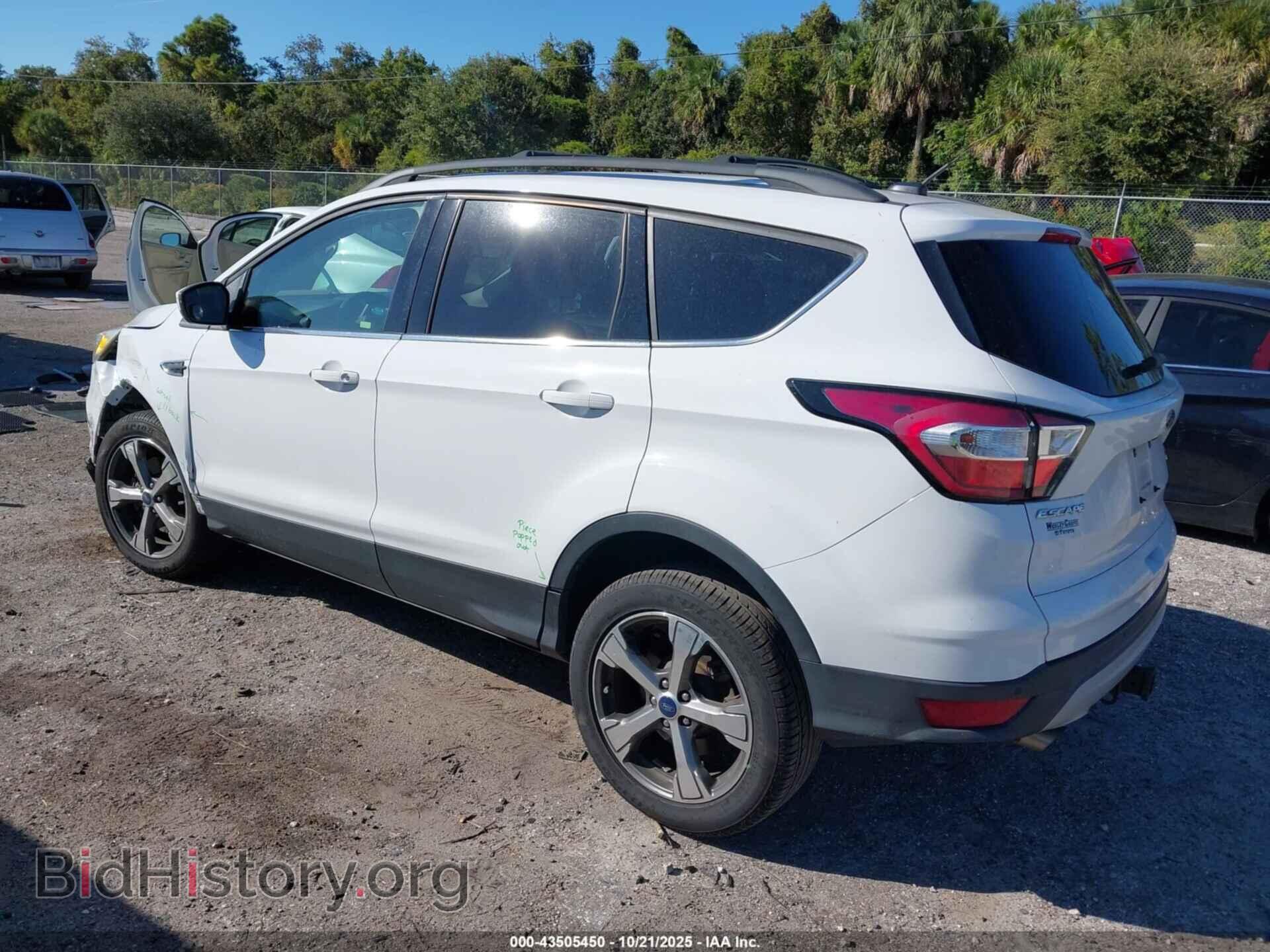 2017 FORD ESCAPE - VIN: 1FMCU9G99HUC92595 - Фото 3