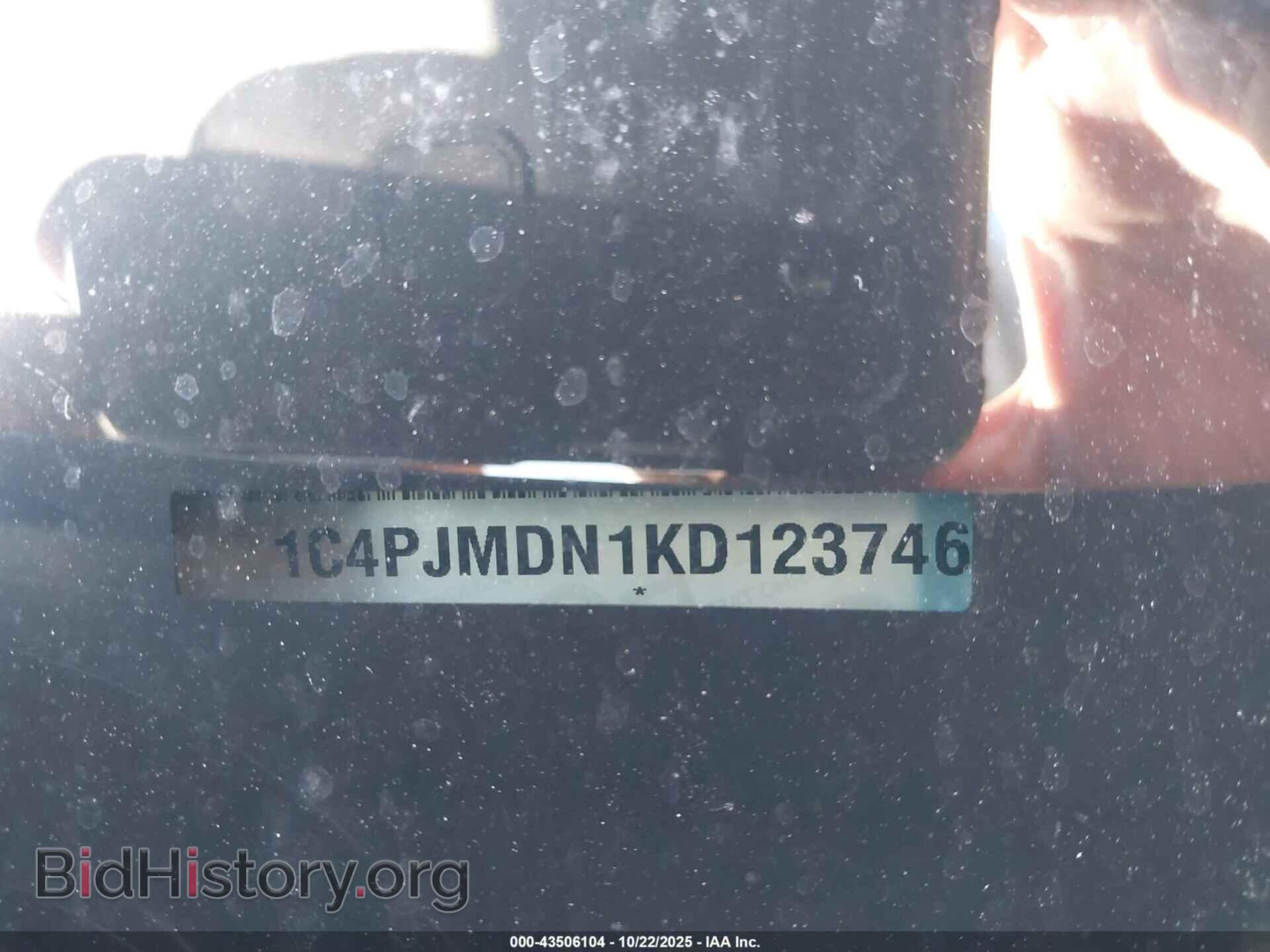 2019 JEEP CHEROKEE - VIN: 1C4PJMDN1KD123746 - Фото 17