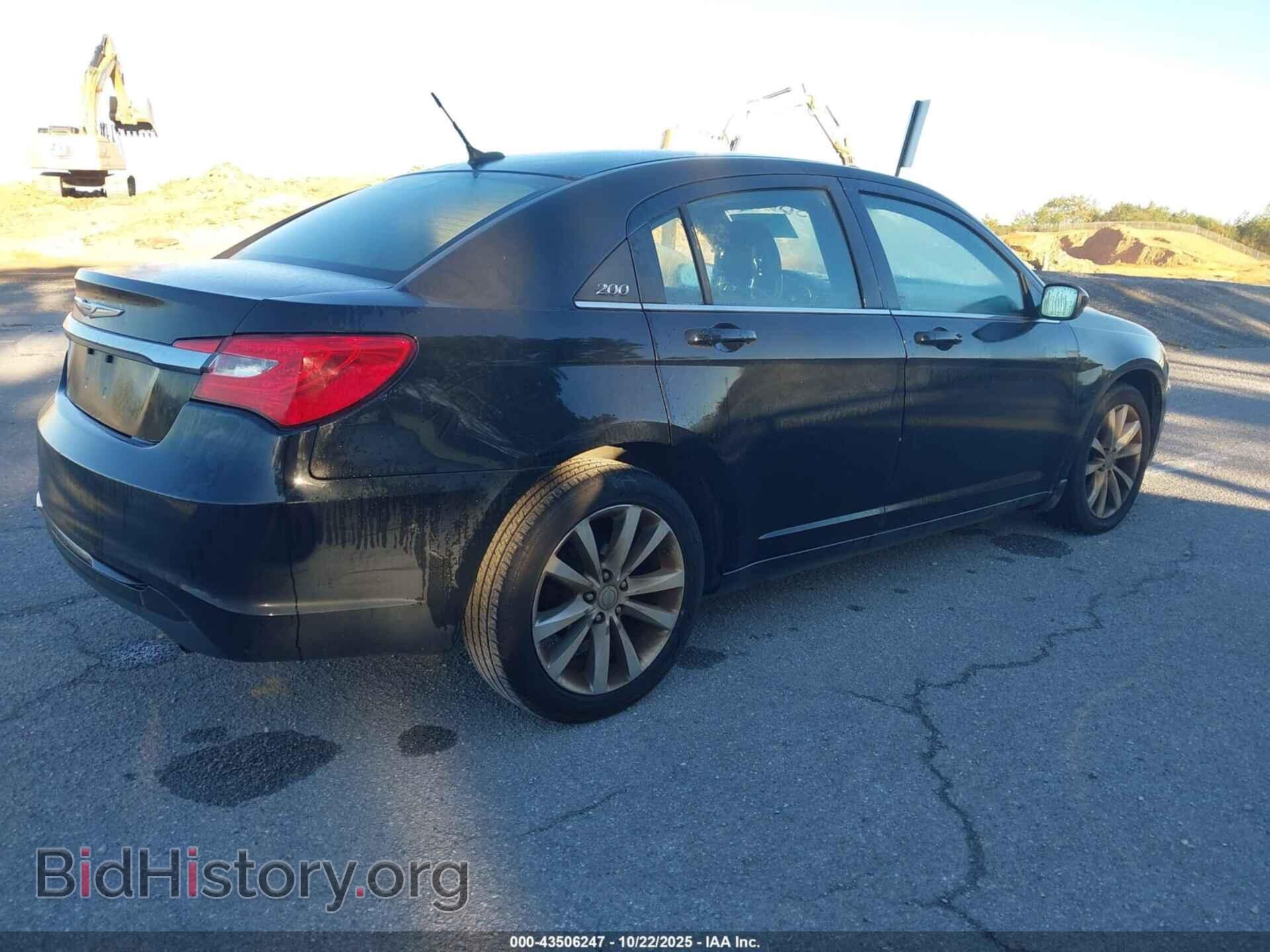 2013 CHRYSLER 200 - VIN: 1C3CCBBB0DN598778 - Фото 4