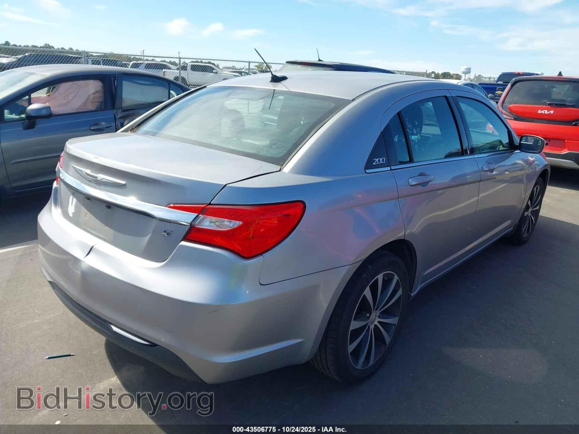 2013 CHRYSLER 200 - VIN: 1C3CCBBB5DN513837 - Фото 4