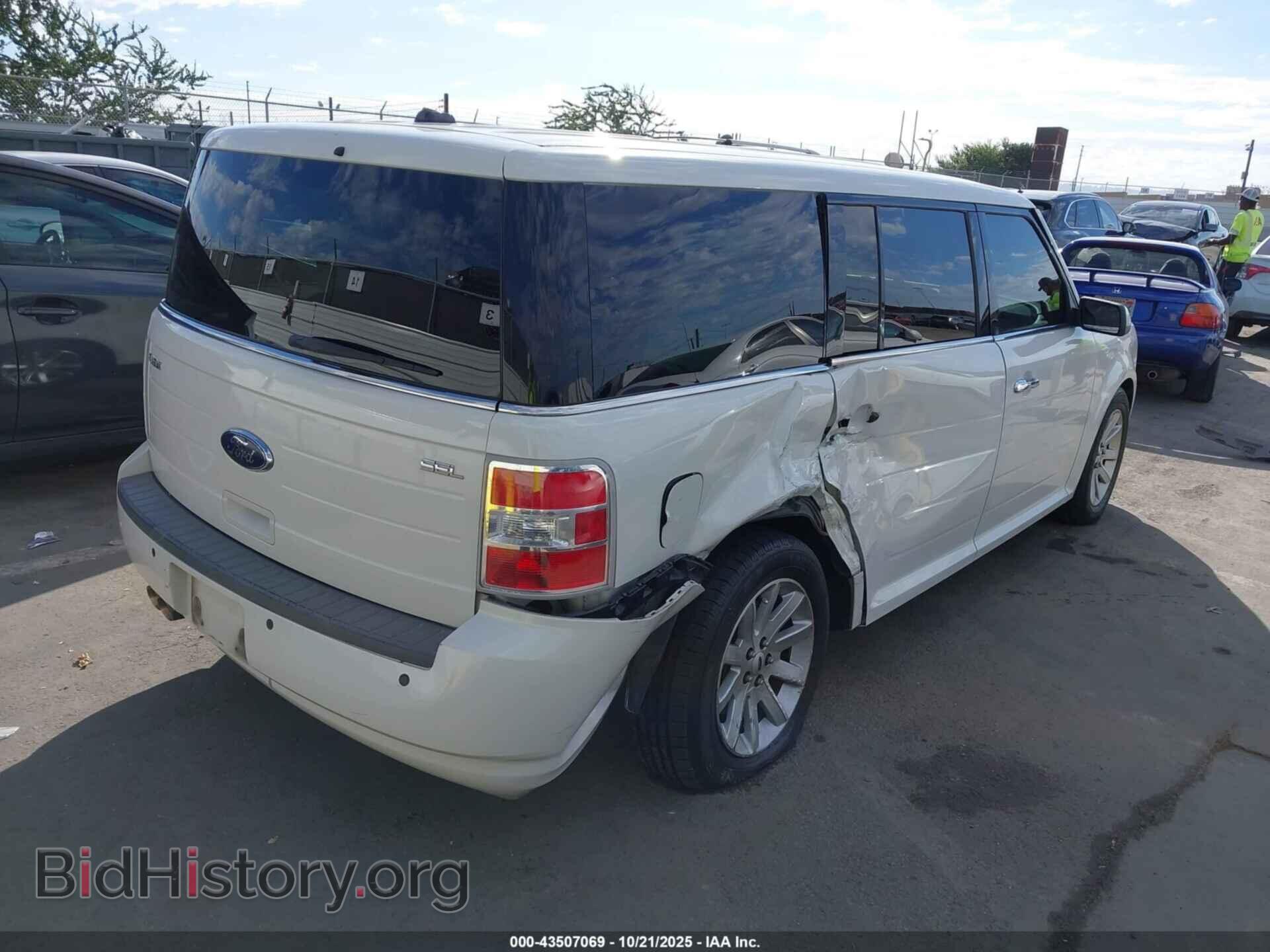 2011 FORD FLEX - VIN: 2FMGK5CC5BBD27809 - Фото 4