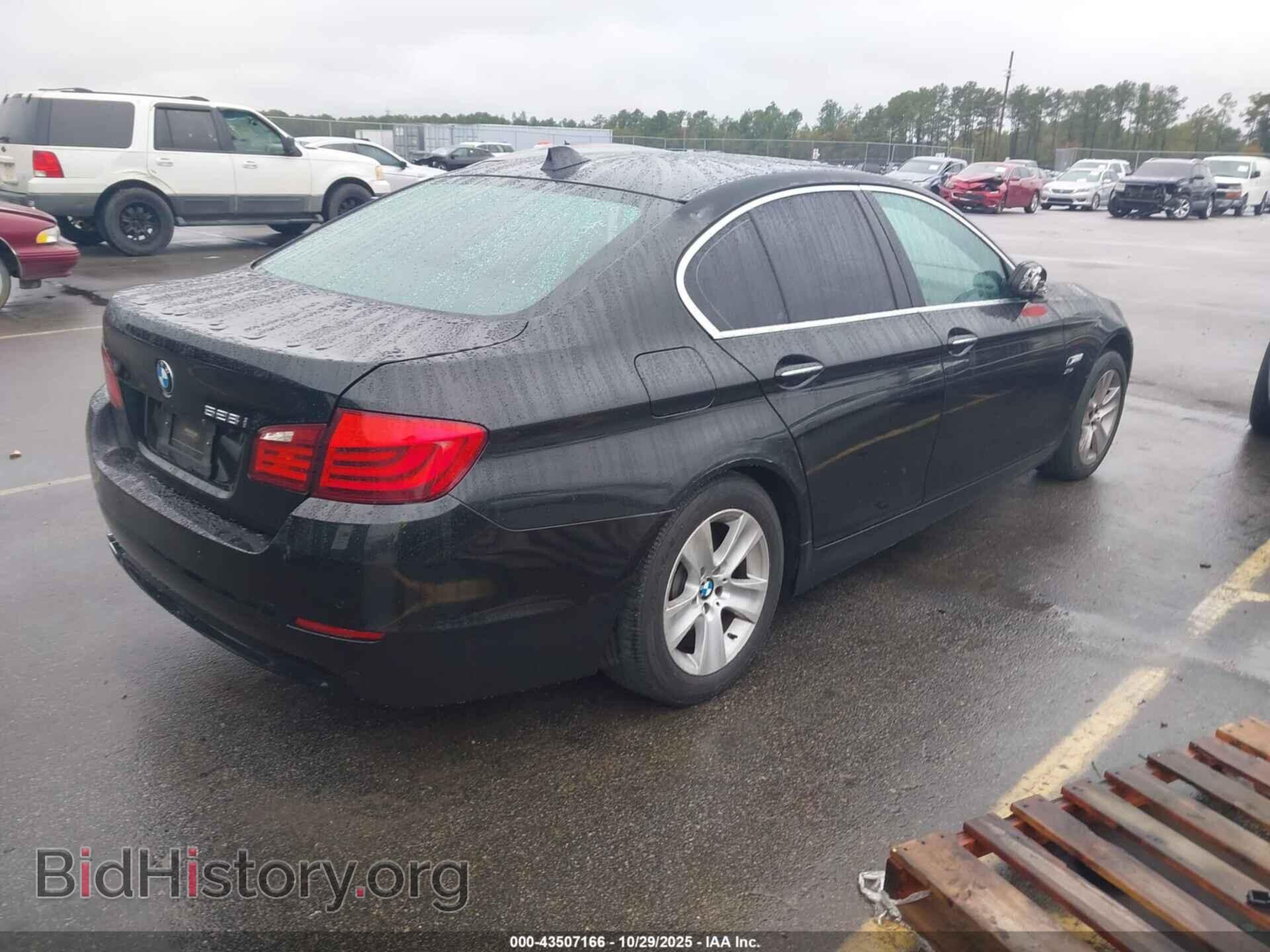 2012 BMW 528I - VIN: WBAXH5C59CDW02868 - Фото 4