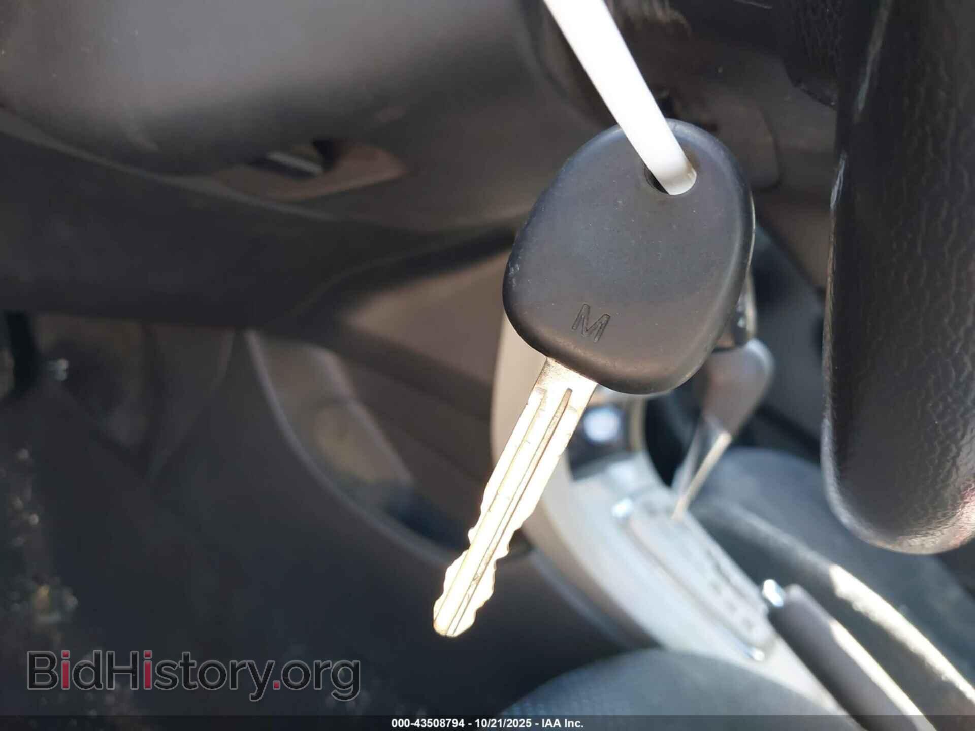 2010 TOYOTA COROLLA - VIN: 1NXBU4EE3AZ352049 - Фото 11