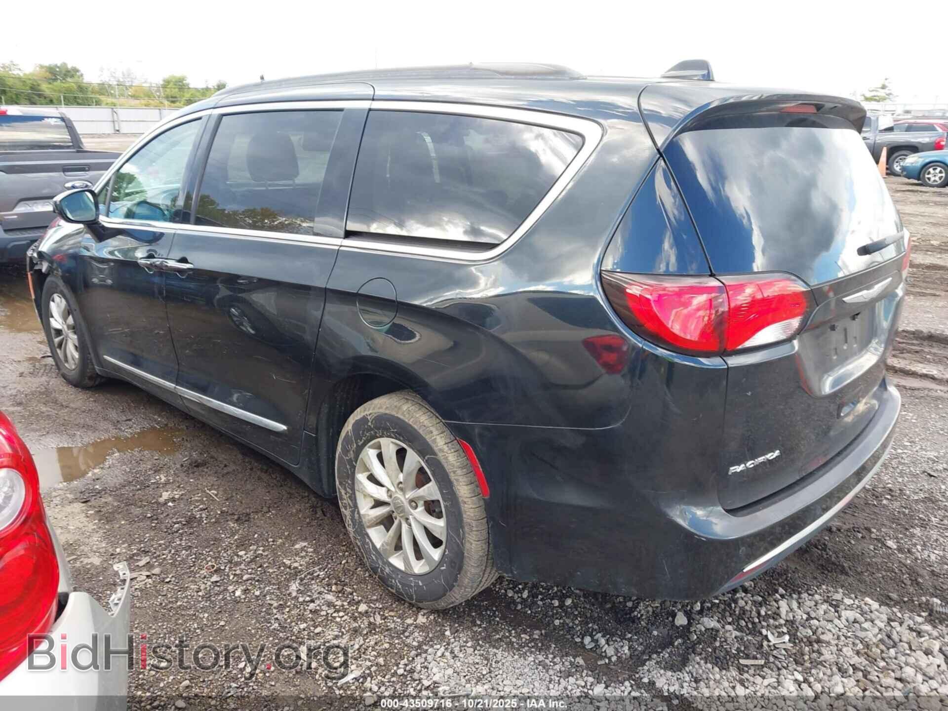 2017 CHRYSLER PACIFICA - VIN: 2C4RC1BG1HR730306 - Фото 3