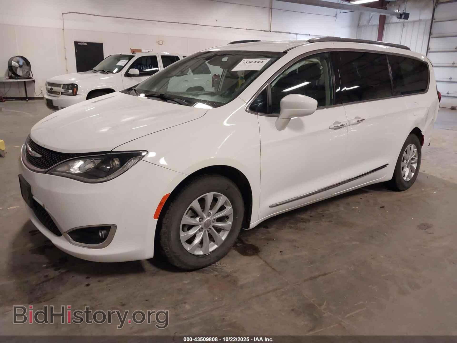 2020 CHRYSLER PACIFICA - VIN: 2C4RC1BG2LR112890 - Фото 2