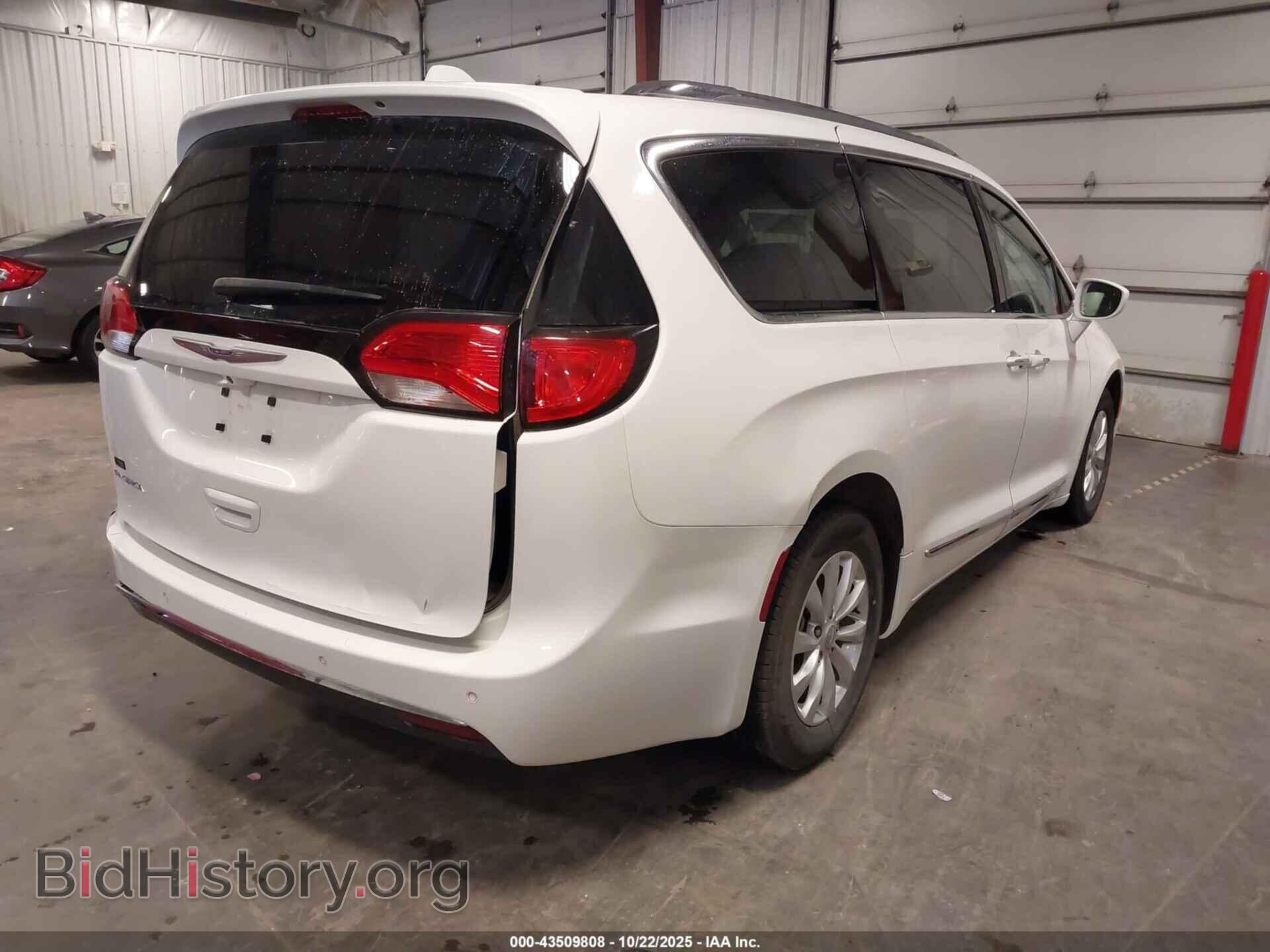 2020 CHRYSLER PACIFICA - VIN: 2C4RC1BG2LR112890 - Фото 4