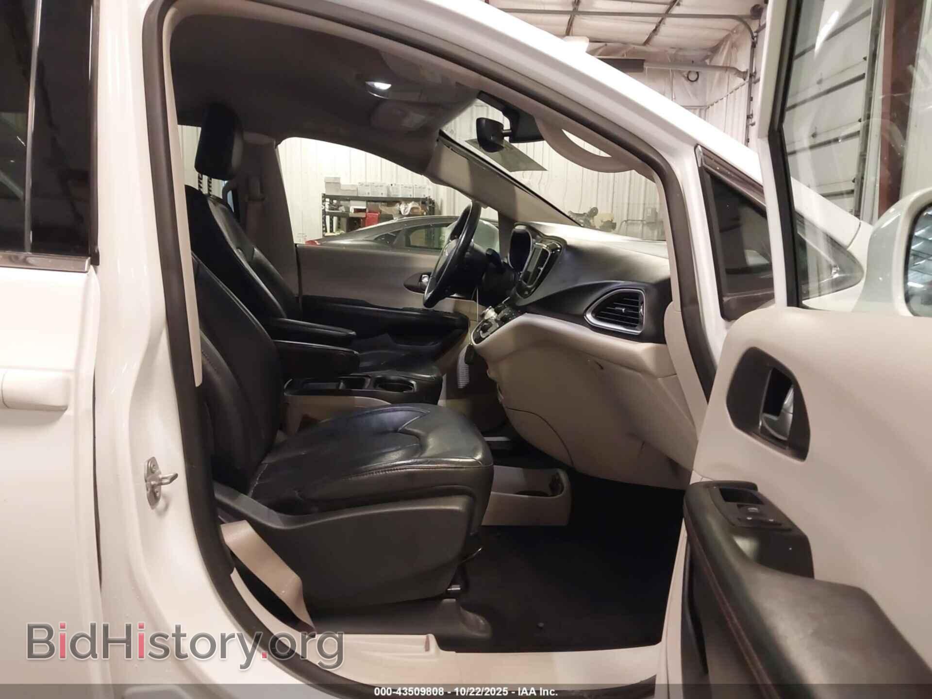 2020 CHRYSLER PACIFICA - VIN: 2C4RC1BG2LR112890 - Фото 5