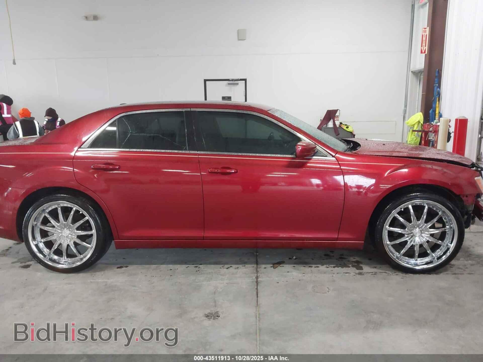 2014 CHRYSLER 300 - VIN: 2C3CCAAG9EH141727 - Фото 13