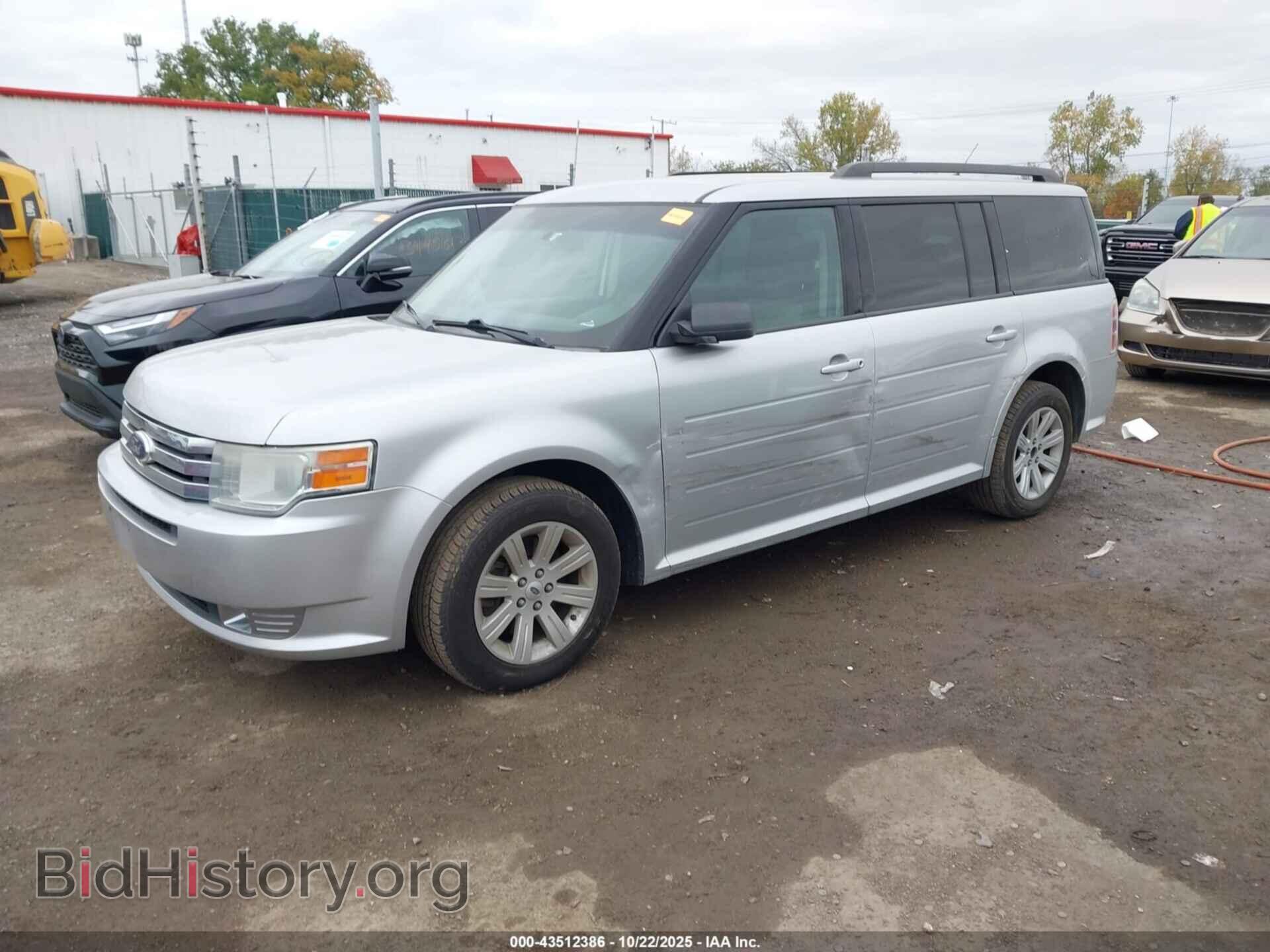 2011 FORD FLEX - VIN: 2FMGK5BC5BBD24488 - Photo 2