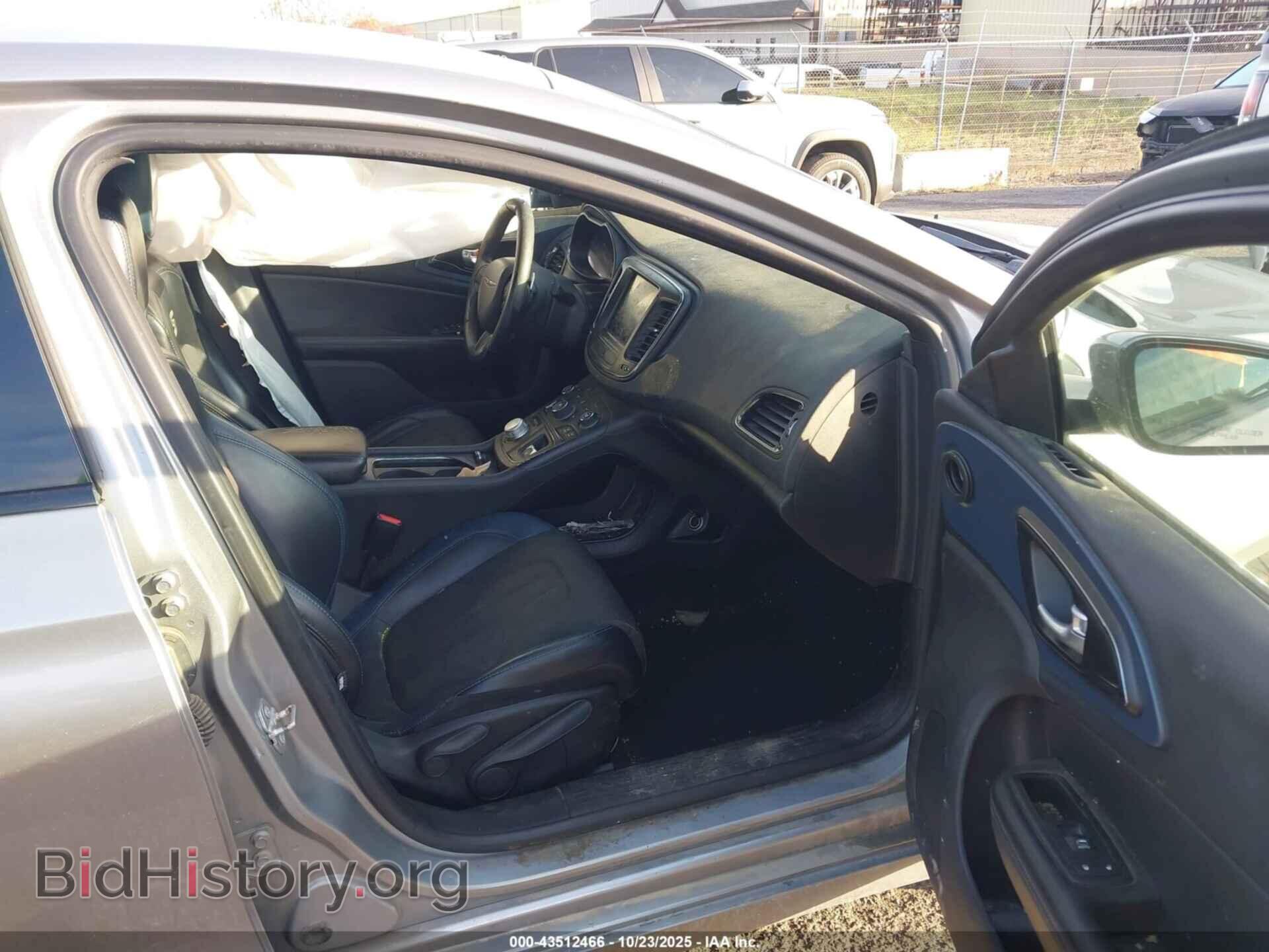 2016 CHRYSLER 200 - VIN: 1C3CCCBB9GN104721 - Photo 5