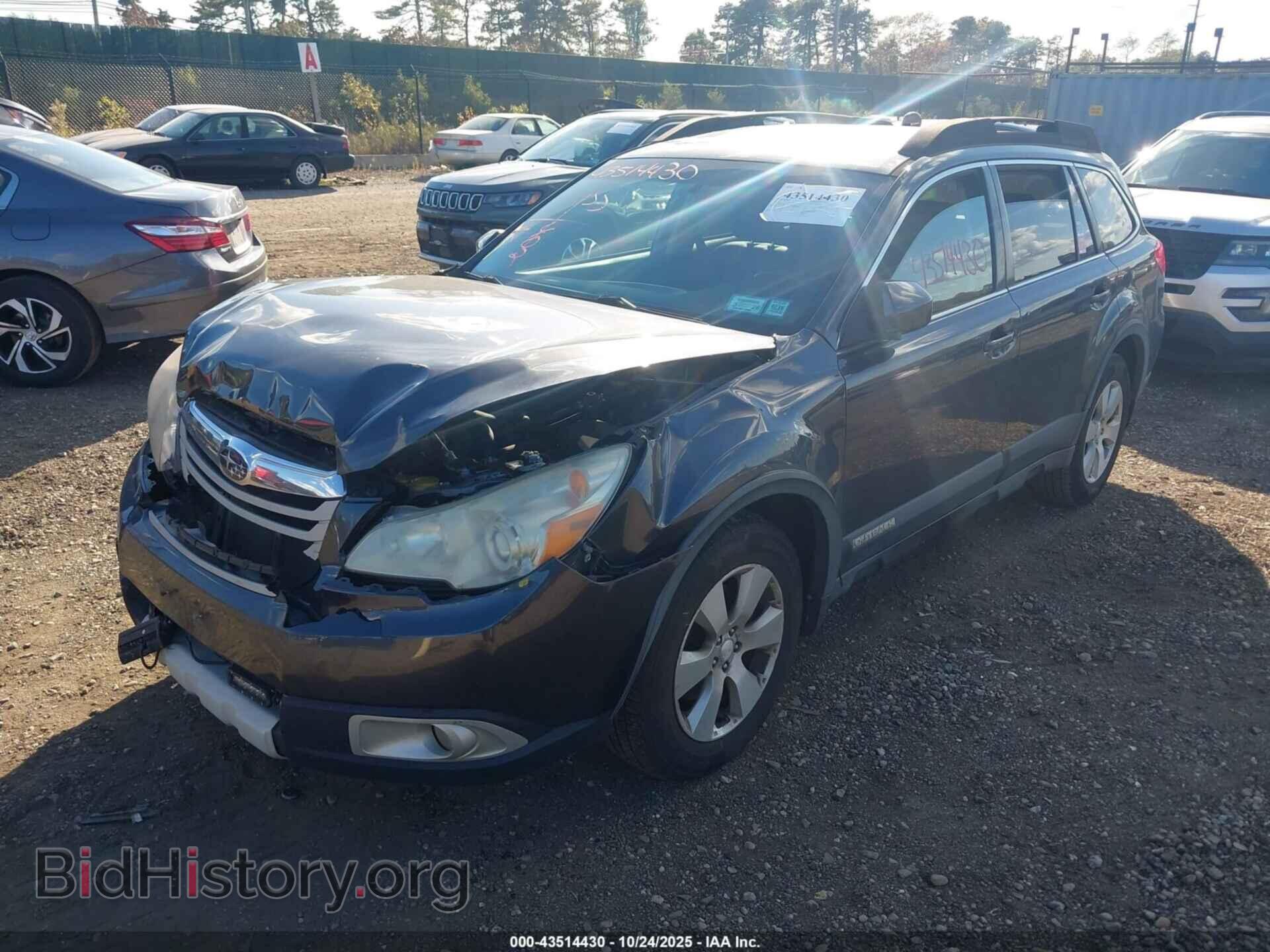 2011 SUBARU OUTBACK - VIN: 4S4BRDKC9B2370069 - Фото 2