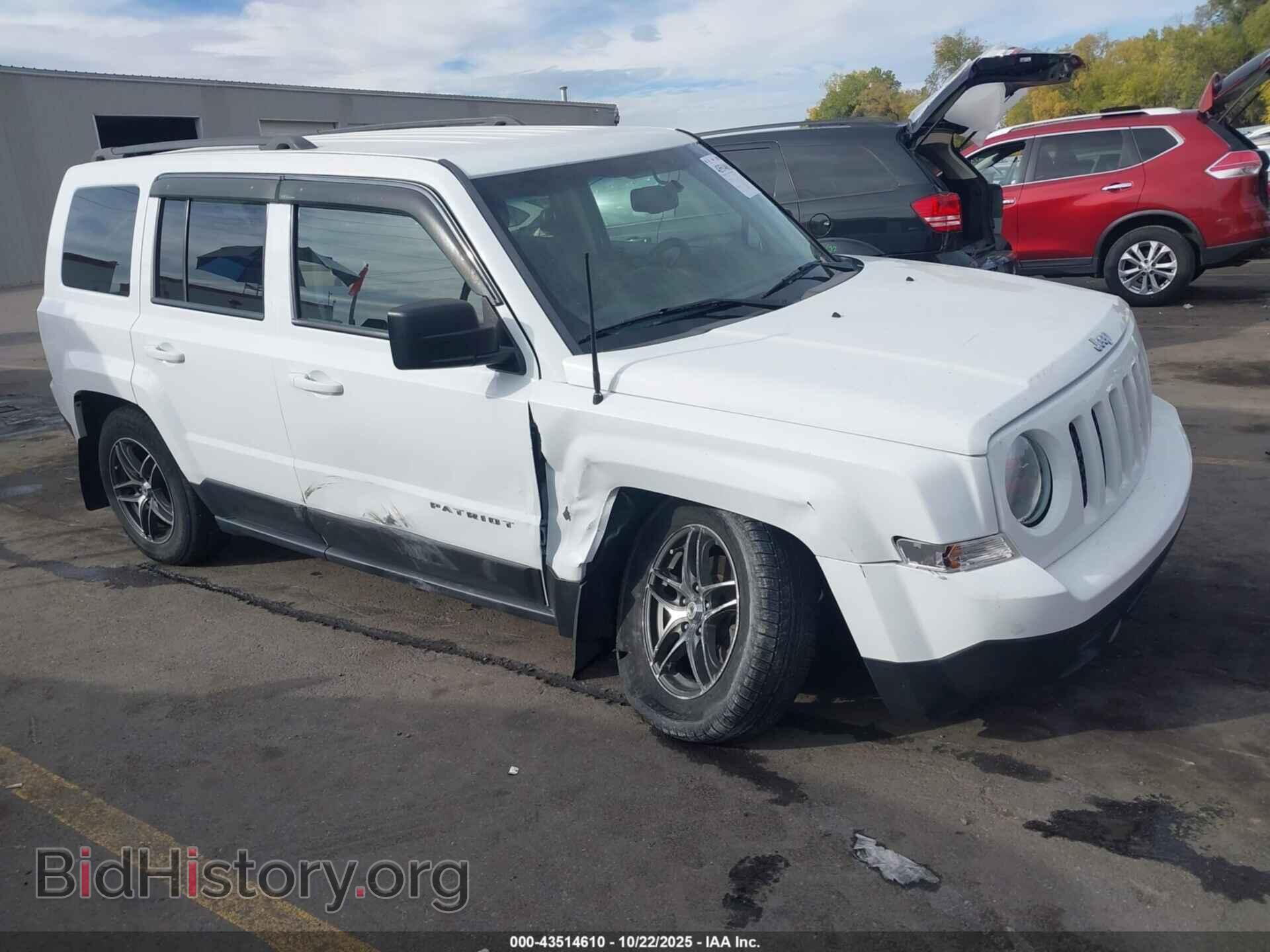 Photo 1C4NJPBB6HD166375 - JEEP PATRIOT 2017