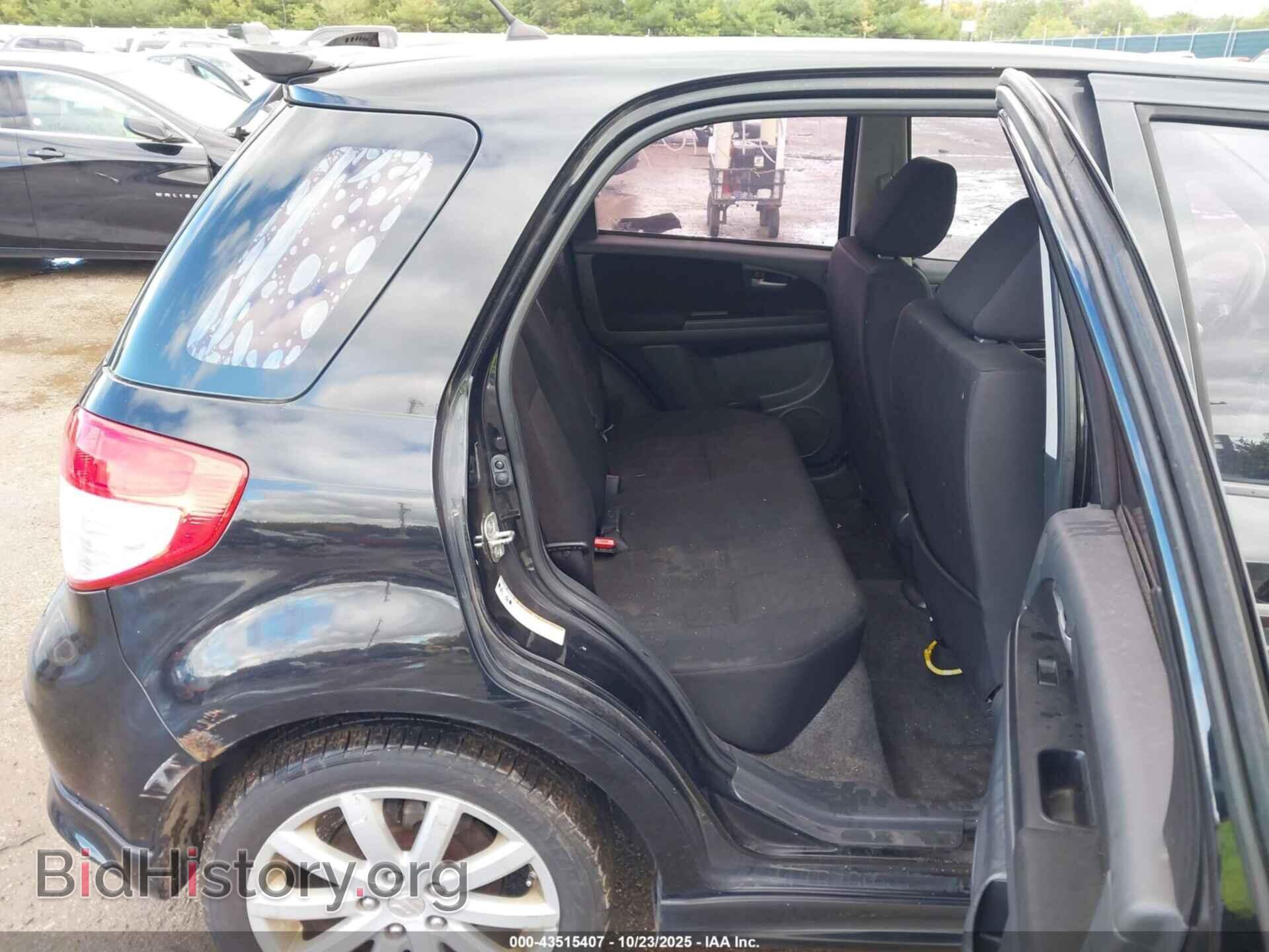 2011 SUZUKI SX4 - VIN: JS2YA5A59B6300682 - Photo 8
