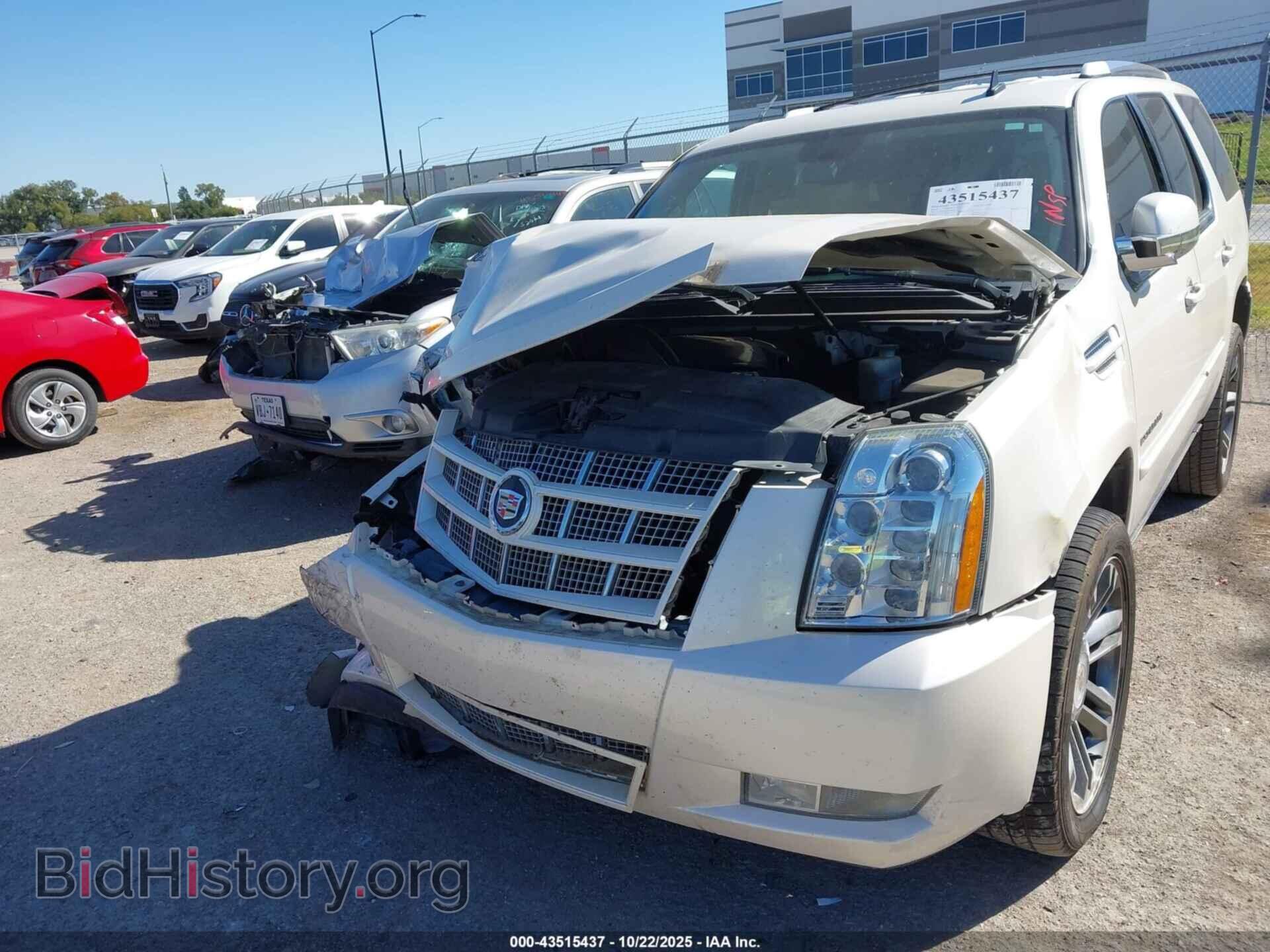 2013 CADILLAC ESCALADE - VIN: 1GYS3CEF8DR147550 - Фото 6