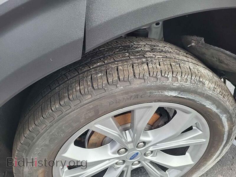 2023 Ford EXPLORER (VIN 1FMSK8DHXPGA55229) — photo 14 of 48