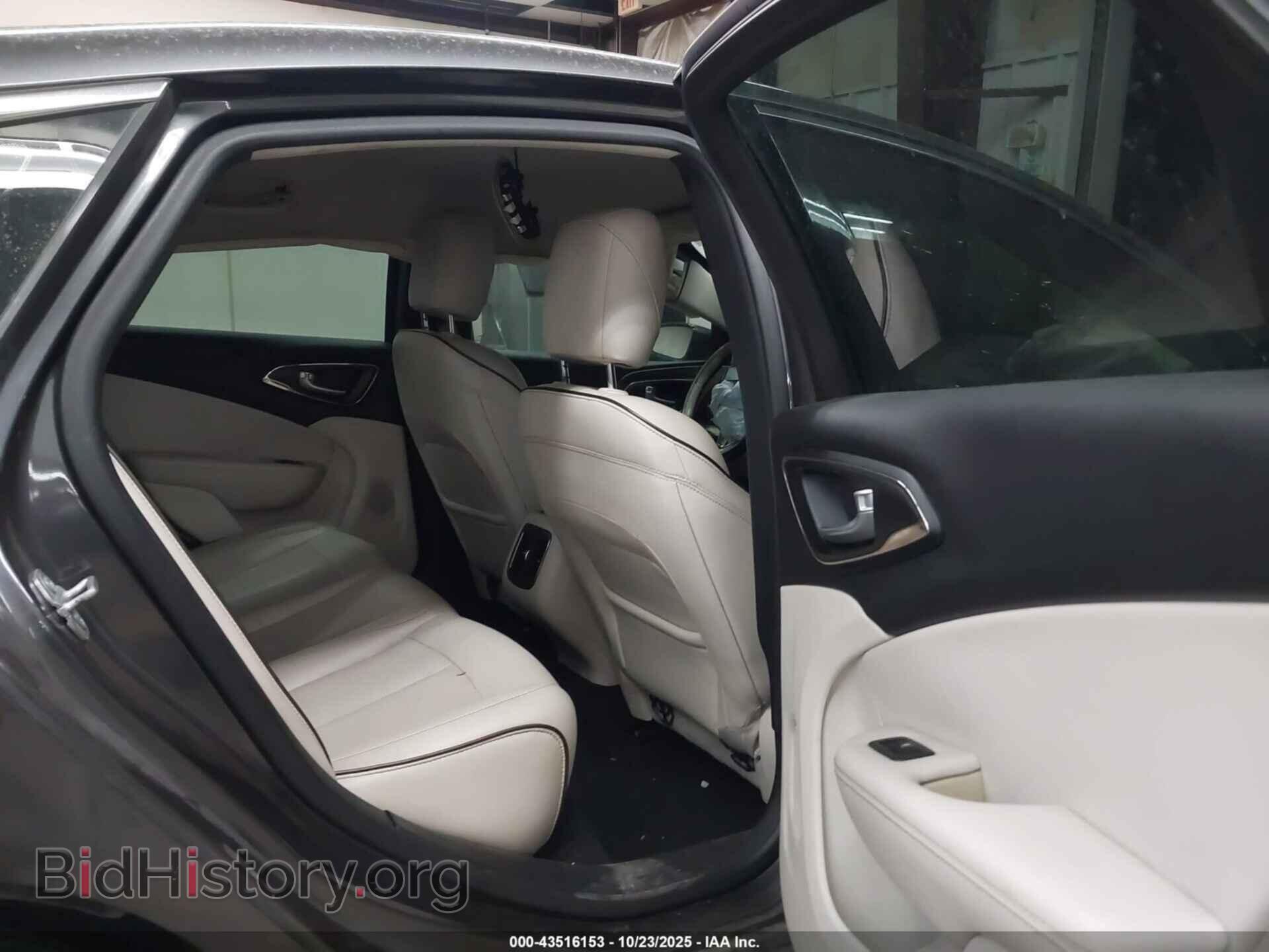 2015 CHRYSLER 200 - VIN: 1C3CCCCB7FN645828 - Фото 8