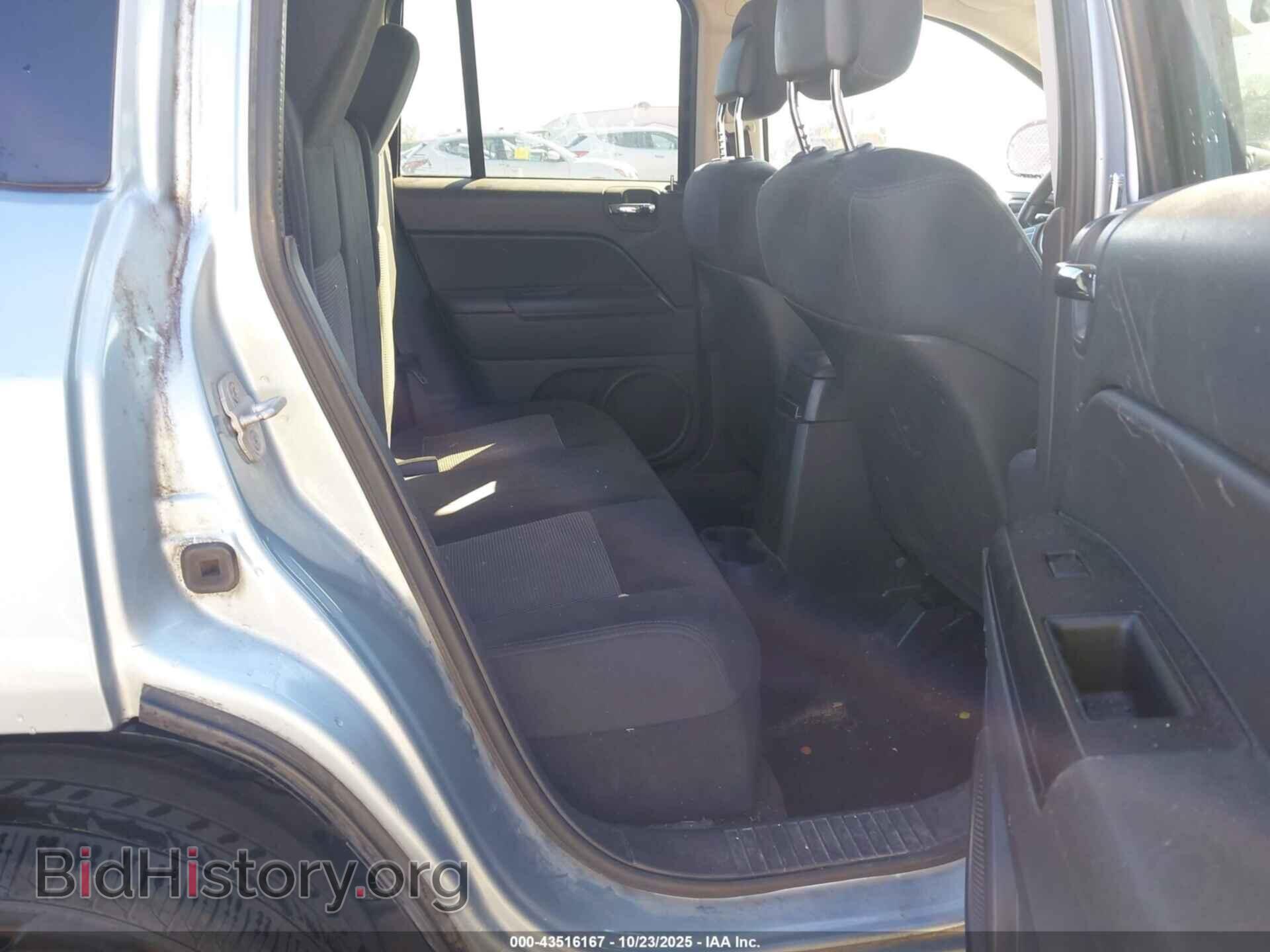 2013 JEEP COMPASS - VIN: 1C4NJDEB7DD217502 - Photo 8