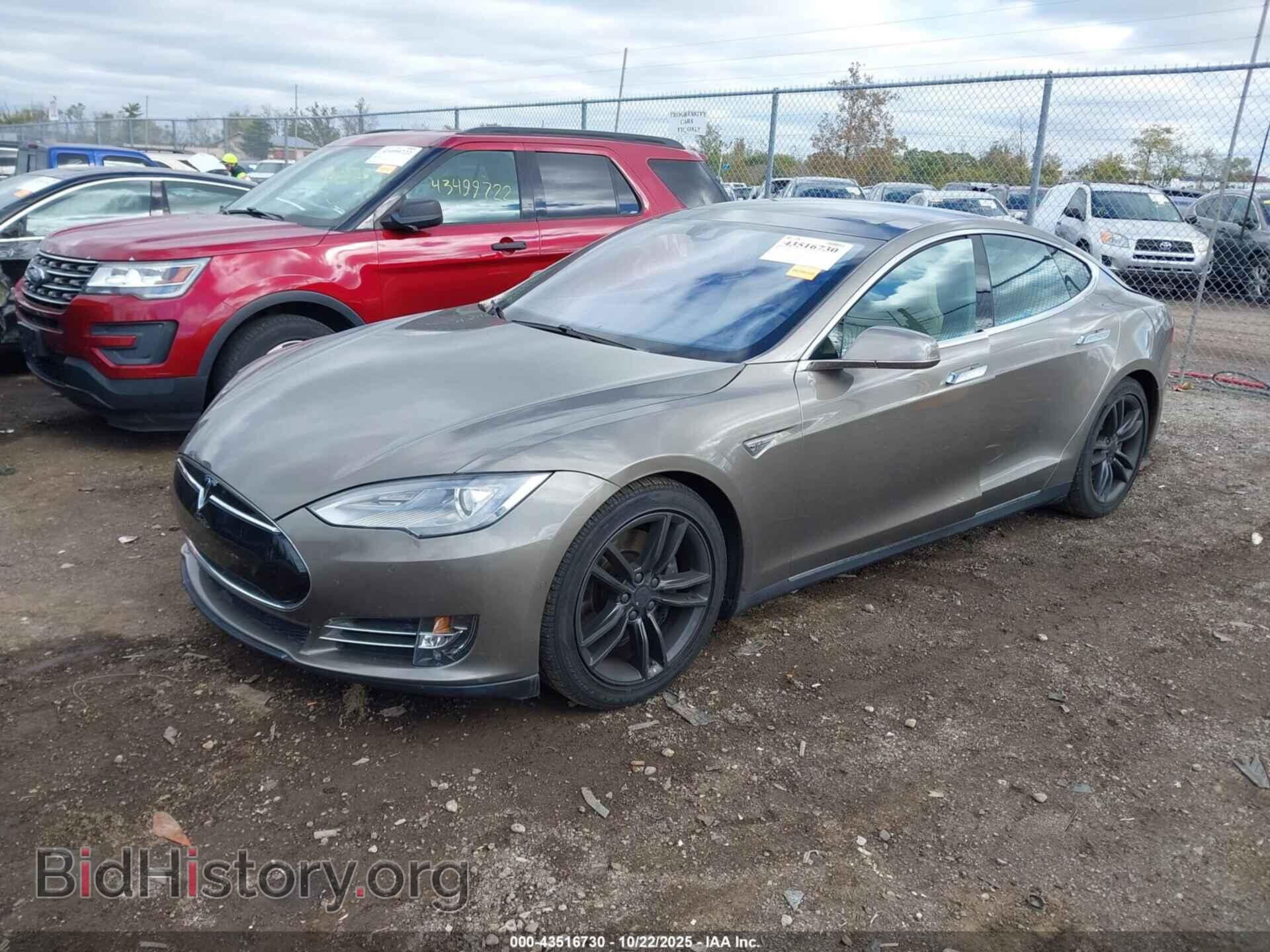 2015 TESLA MODEL S - VIN: 5YJSA1E27FF111998 - Photo 2