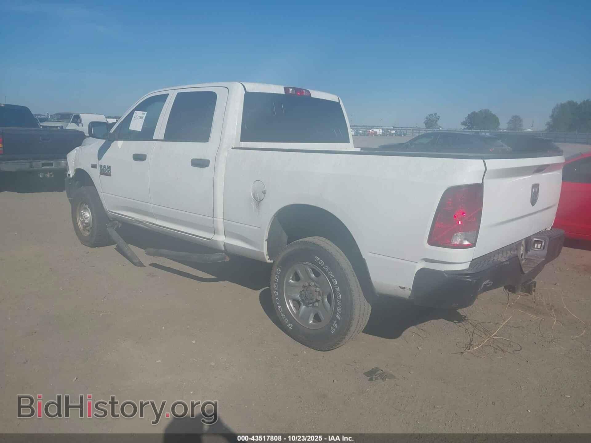 2015 RAM 2500 - VIN: 3C6TR5CT0FG635561 - Фото 3