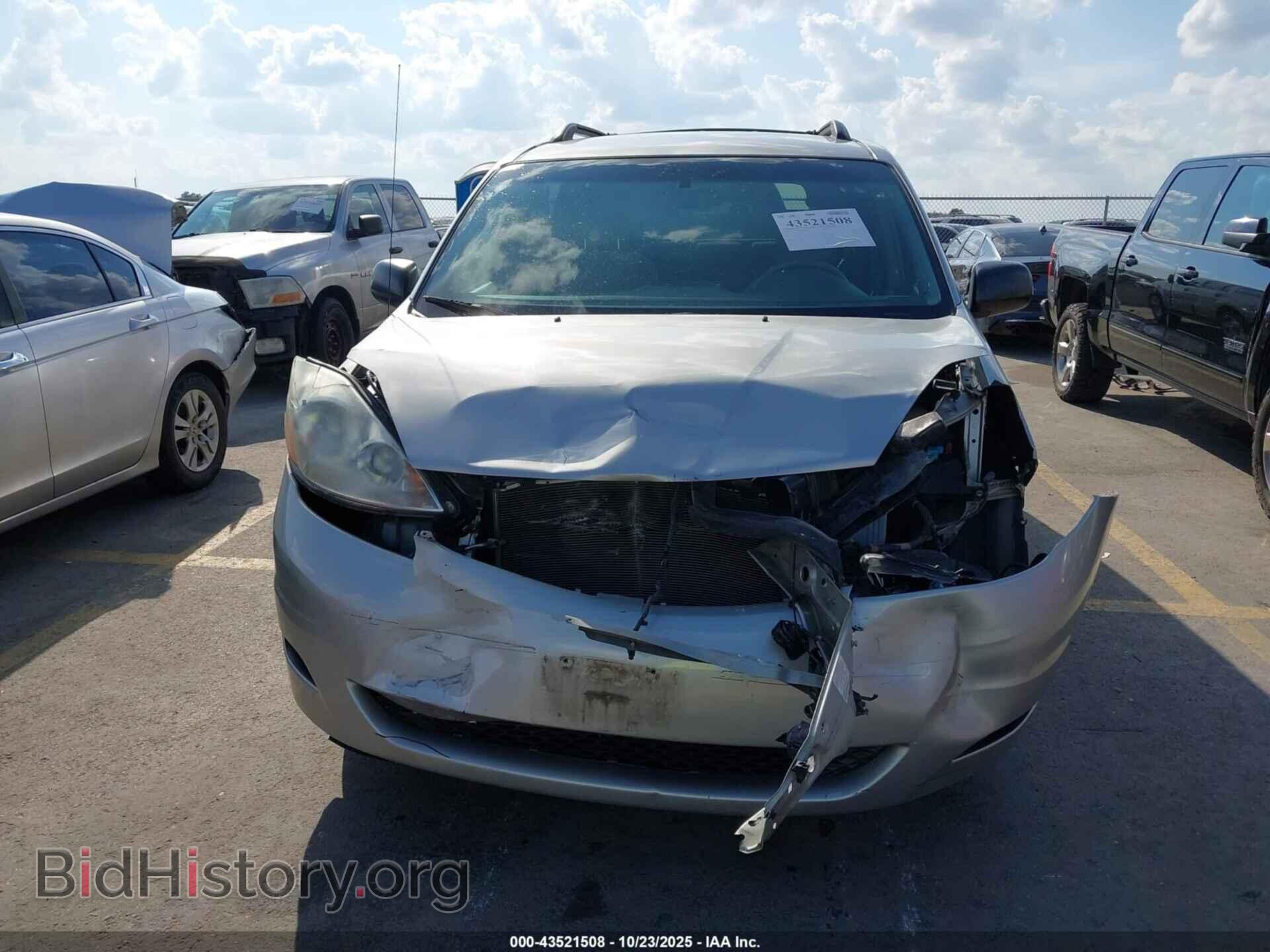 2010 TOYOTA SIENNA - VIN: 5TDKK4CC9AS333473 - Фото 12