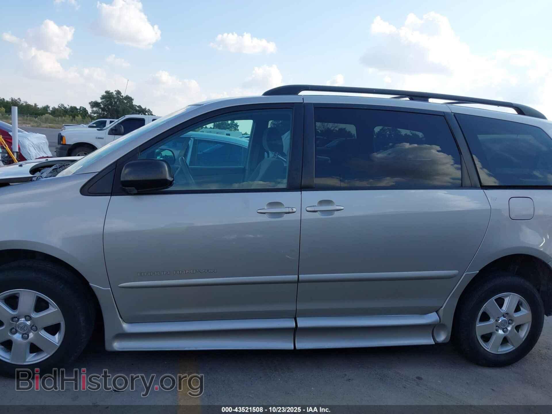 2010 TOYOTA SIENNA - VIN: 5TDKK4CC9AS333473 - Фото 14