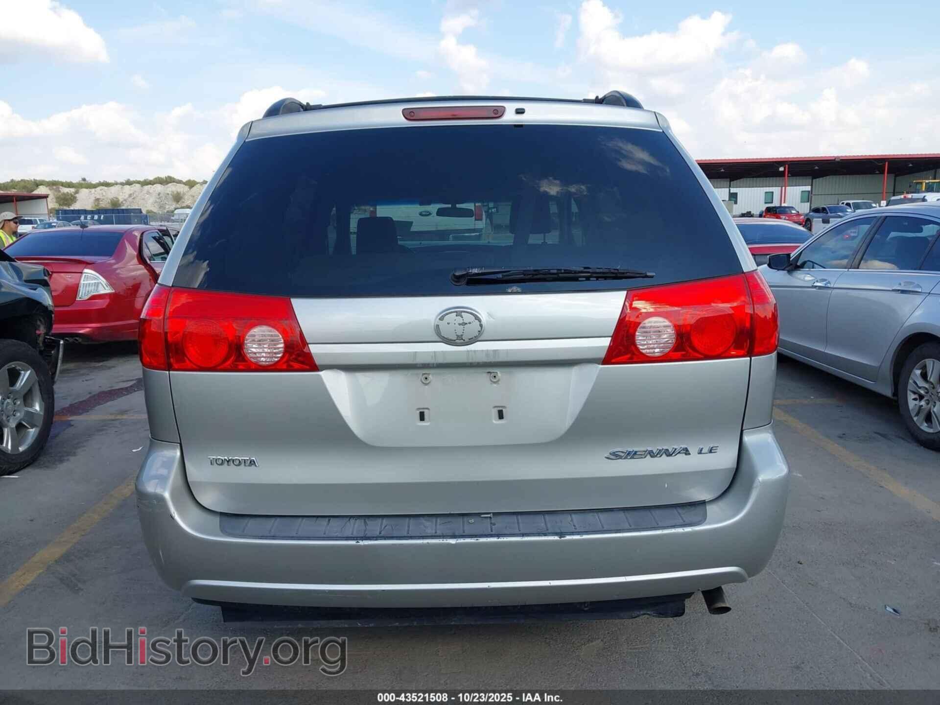 2010 TOYOTA SIENNA - VIN: 5TDKK4CC9AS333473 - Фото 16
